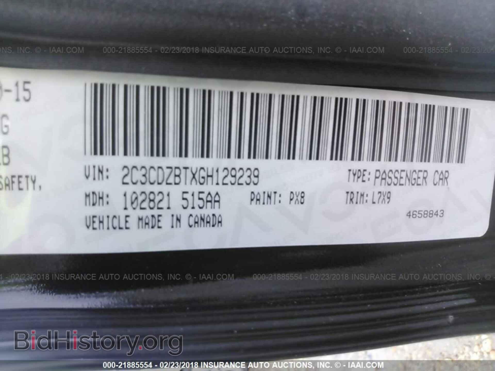 2016 Dodge Challenger - VIN: 2C3CDZBTXGH129239 - Photo 9