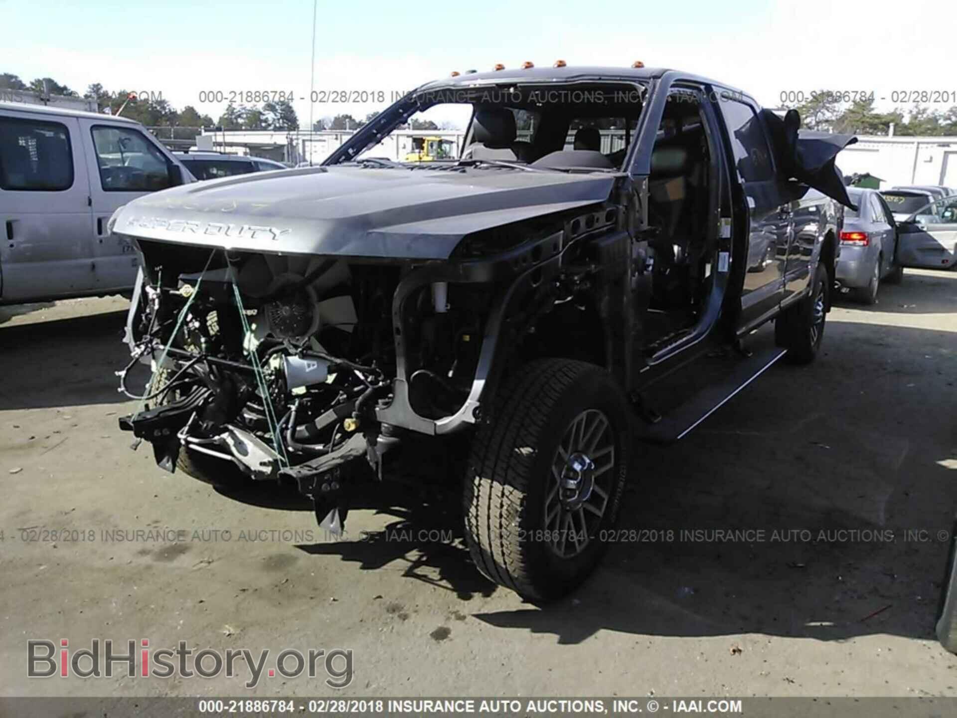 2017 Ford F350 - VIN: 1FT8W3BT4HEE77412 - Фото 2
