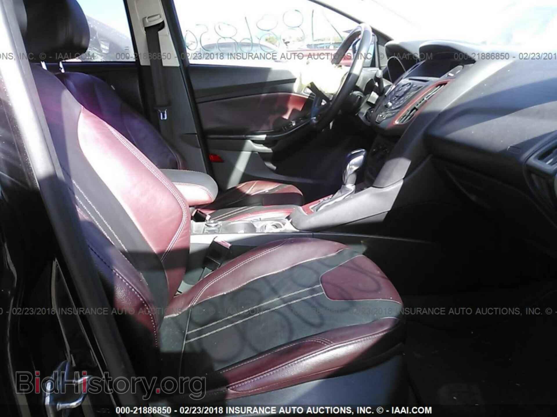 2012 Ford Focus - VIN: 1FAHP3F27CL444638 - Photo 5