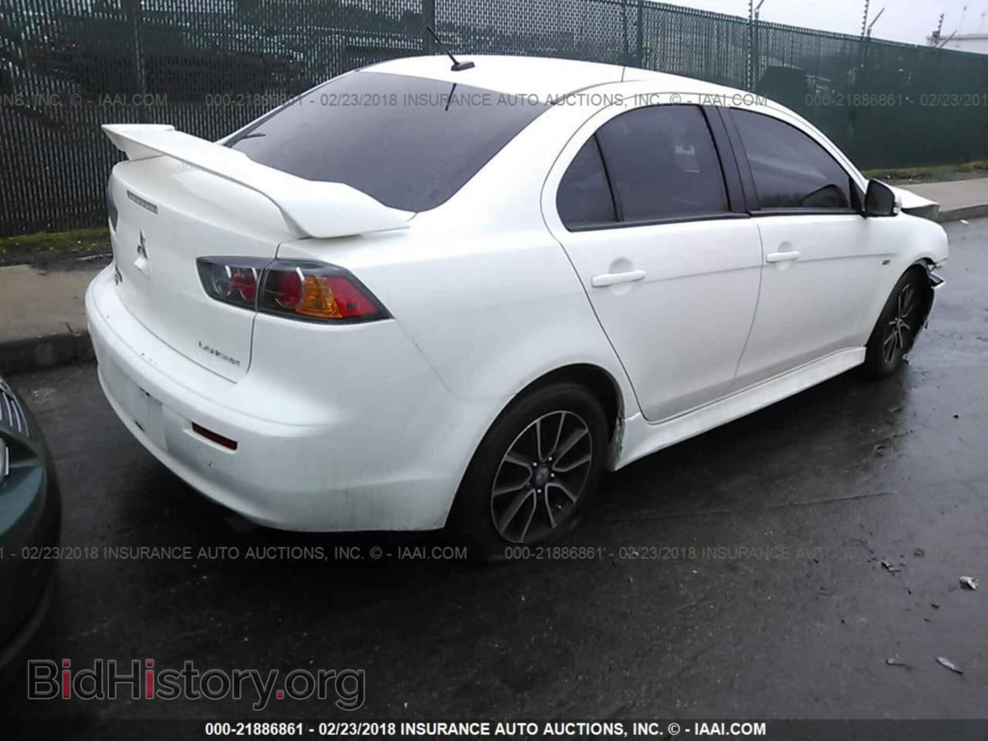 2015 Mitsubishi Lancer - VIN: JA32V2FW7FU018979 - Фото 4