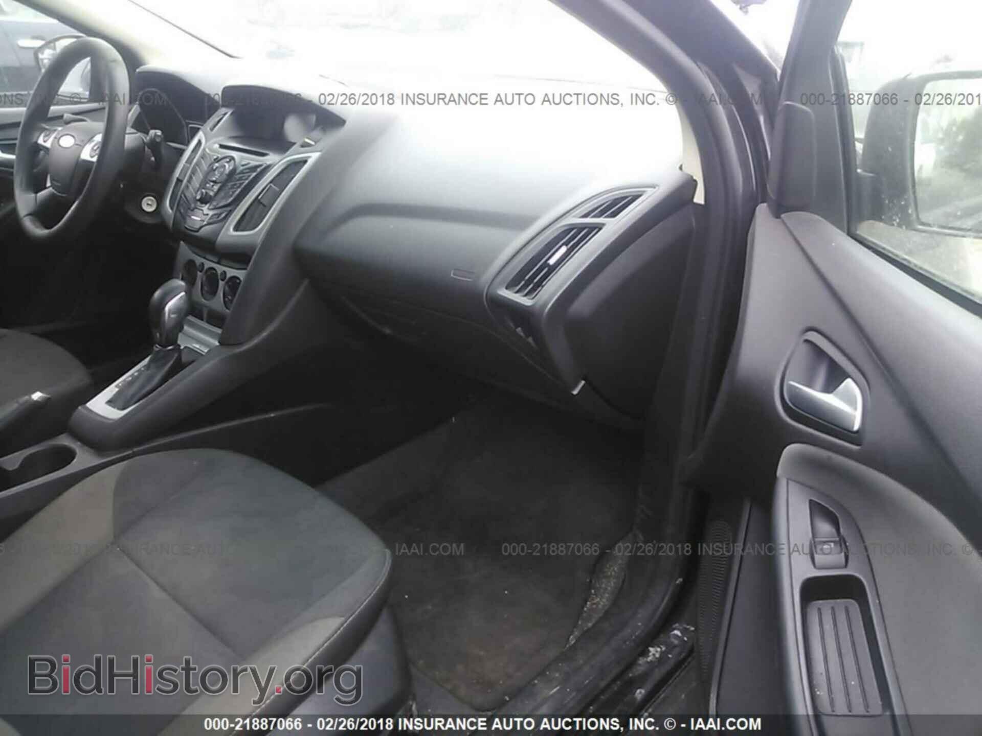 2012 Ford Focus - VIN: 1FAHP3K25CL126300 - Photo 5