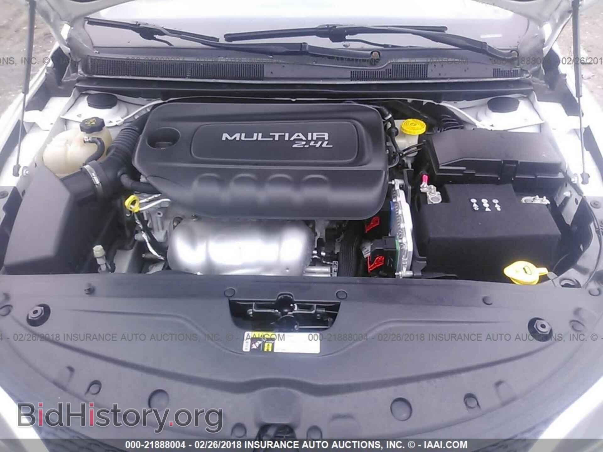 2015 Chrysler 200 - VIN: 1C3CCCAB2FN657145 - Photo 10