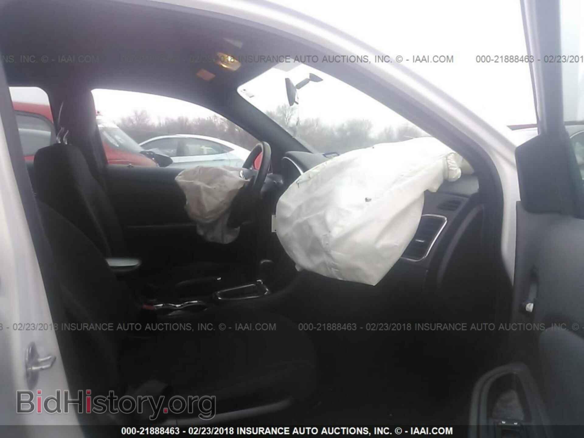 2013 Chrysler 200 - VIN: 1C3CCBAB9DN697844 - Photo 5