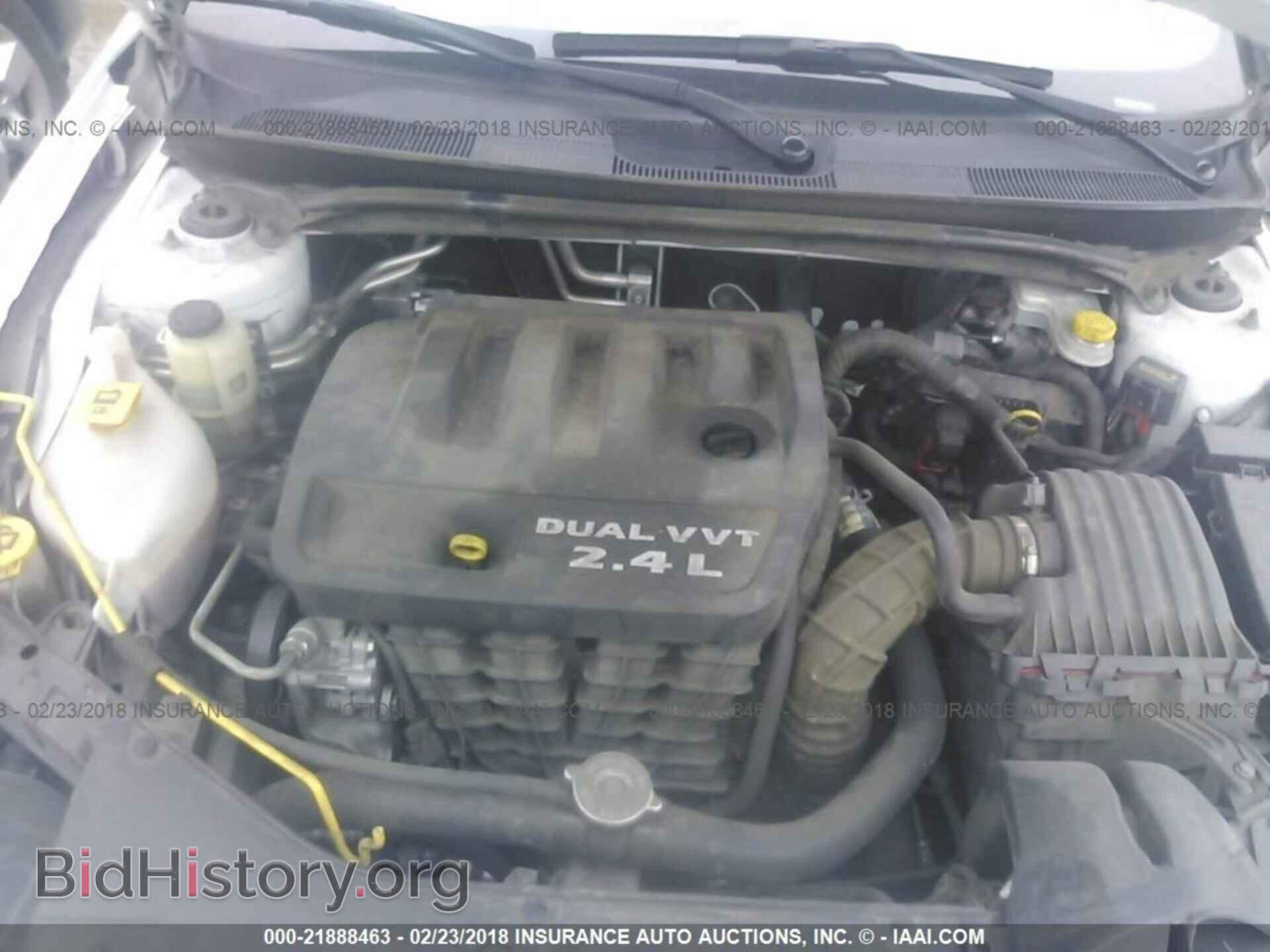 2013 Chrysler 200 - VIN: 1C3CCBAB9DN697844 - Photo 10