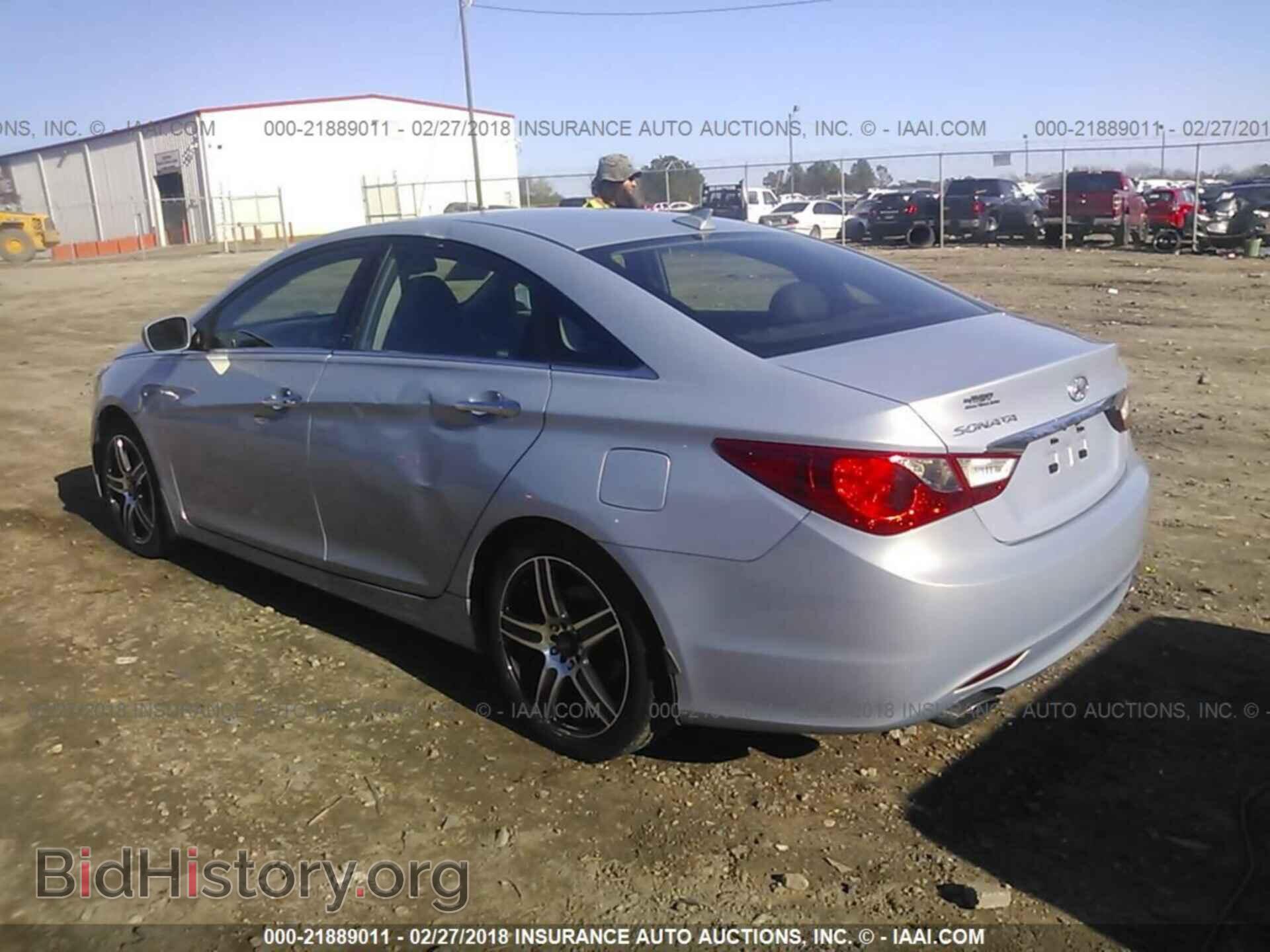 2012 Hyundai Sonata - VIN: 5NPEC4AC8CH355261 - Фото 3