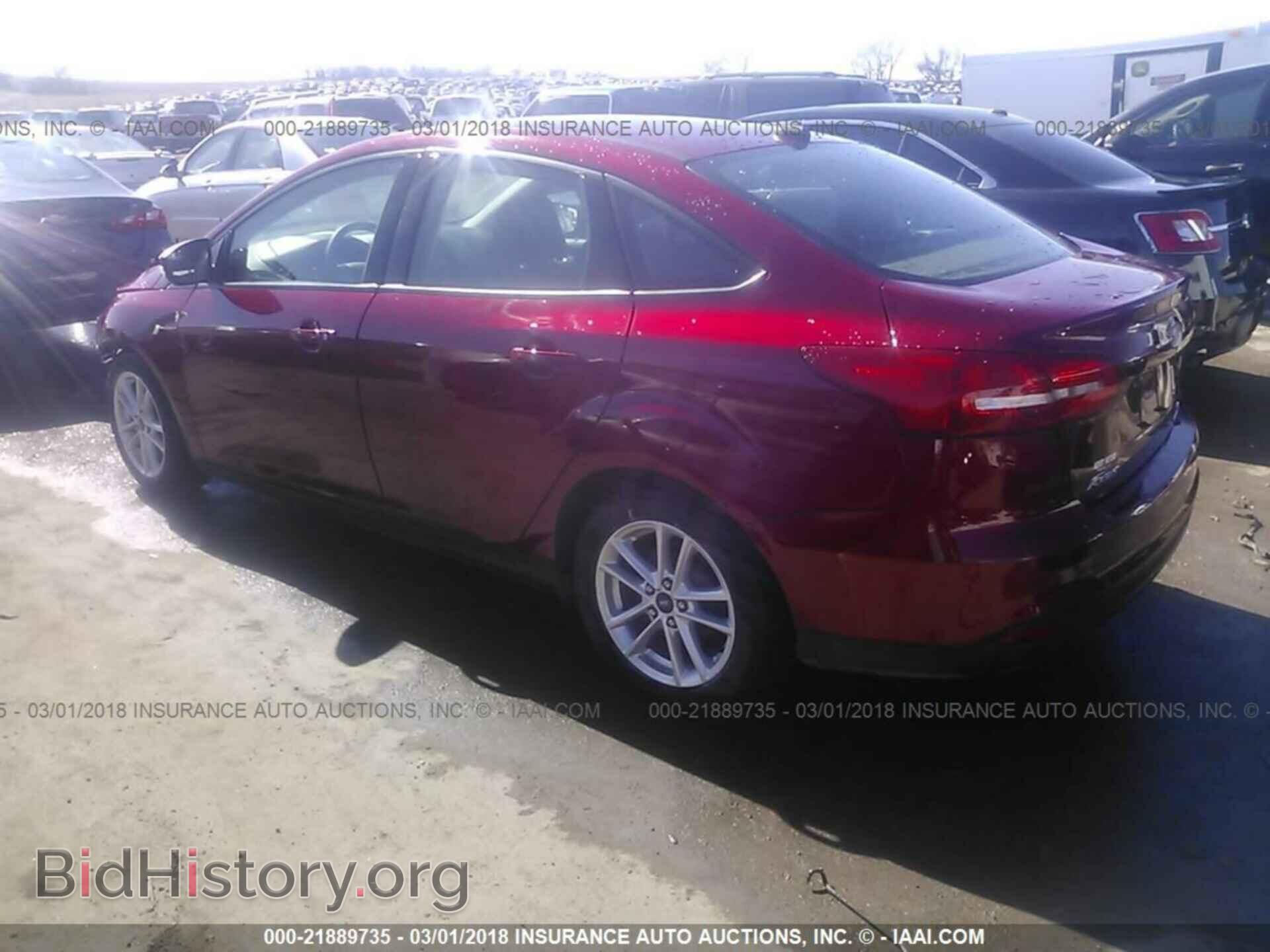 2016 Ford Focus - VIN: 1FADP3F27GL238191 - Фото 3
