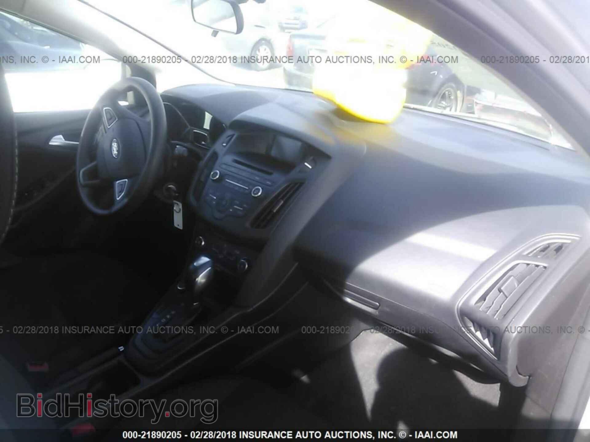 2016 Ford Focus - VIN: 1FADP3K22GL301848 - Фото 5