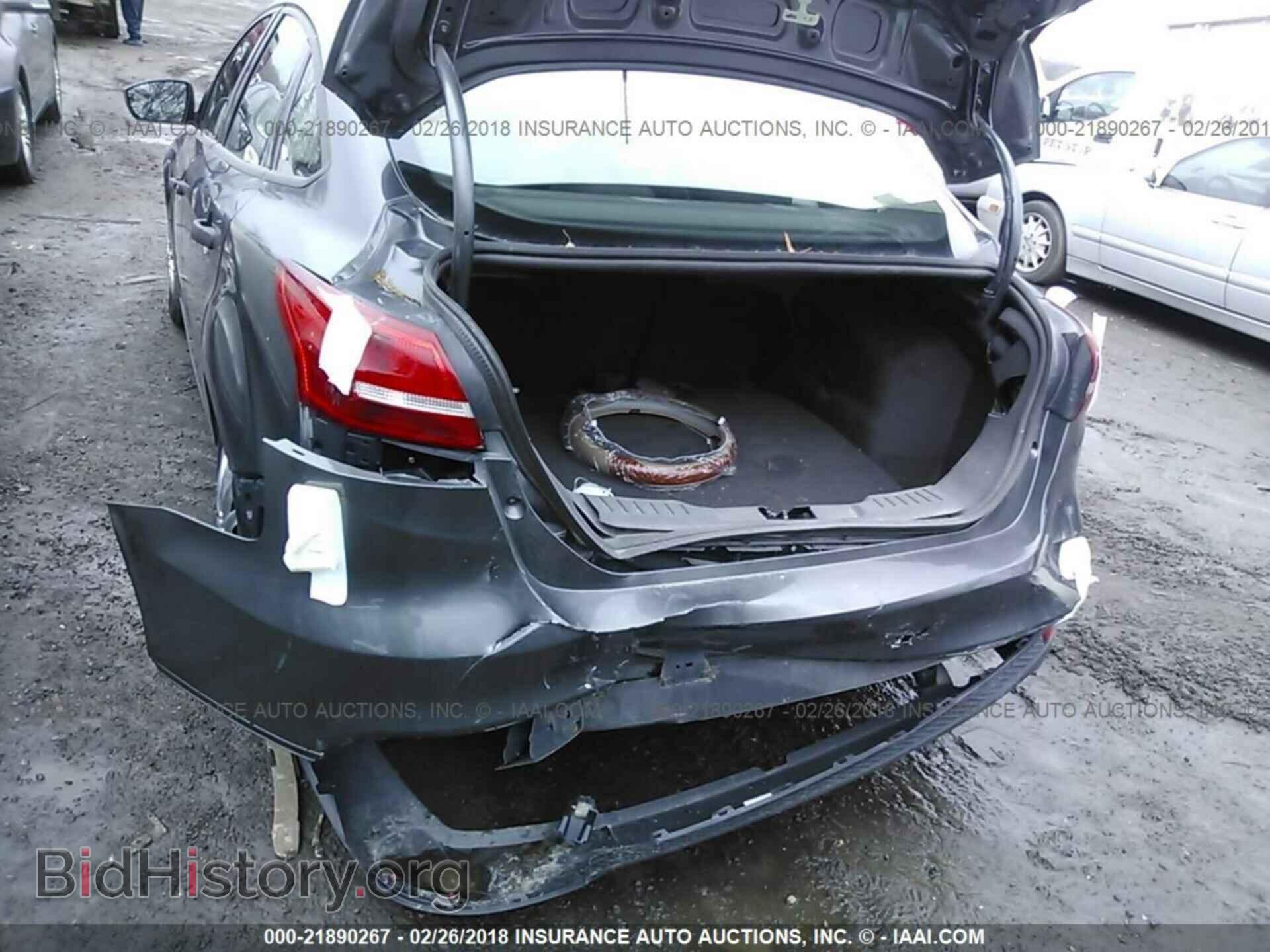 2016 Ford Focus - VIN: 1FADP3E22GL377162 - Фото 6