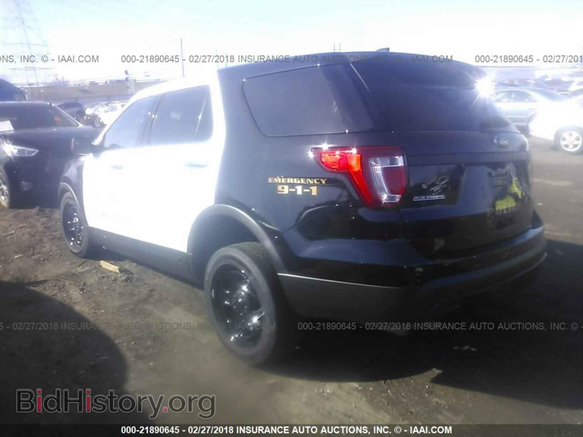2016 Ford Explorer - VIN: 1FM5K8AR2GGB97617 - Photo 3