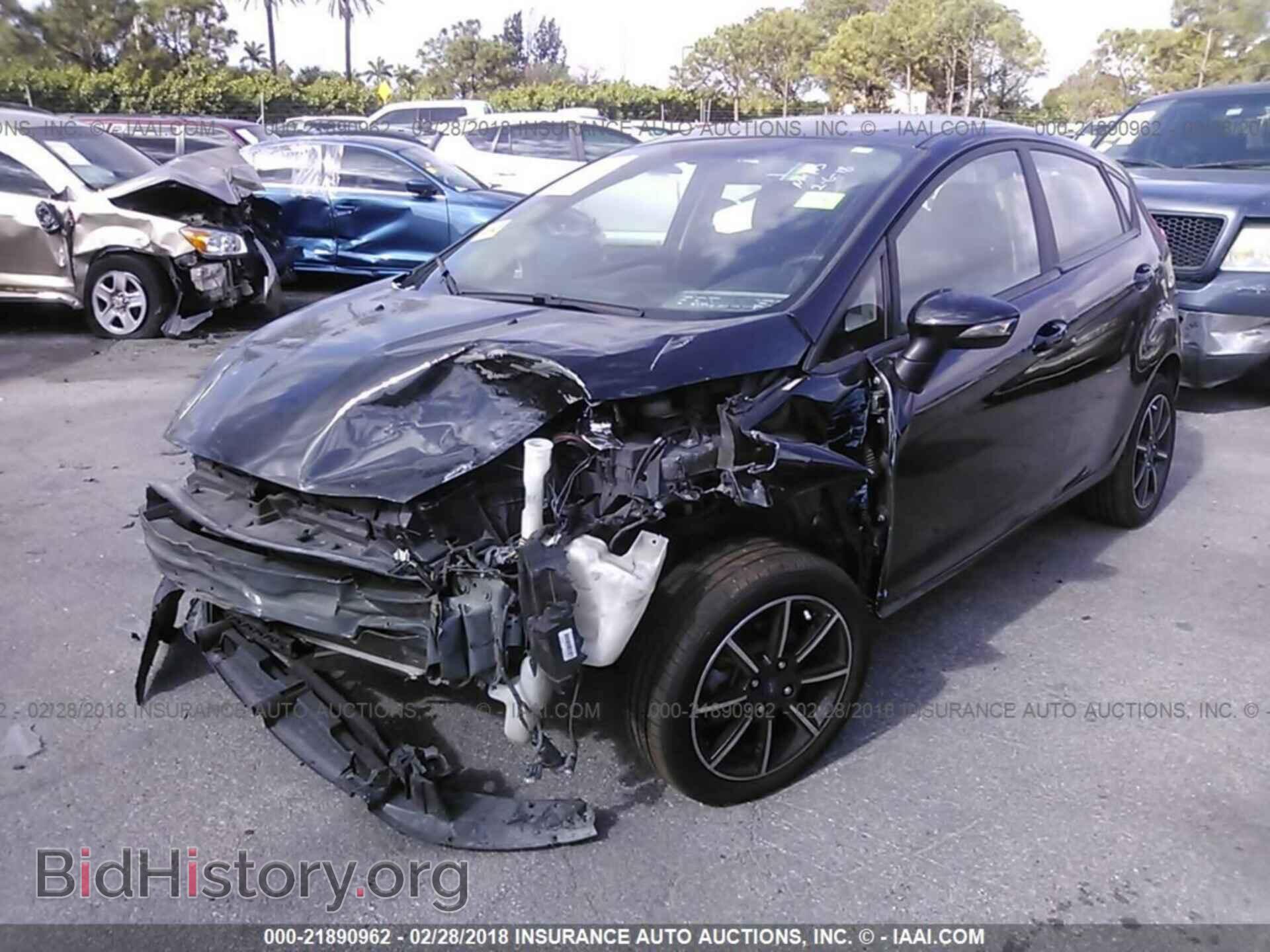 2015 Ford Fiesta - VIN: 3FADP4EJ3FM151299 - Фото 2