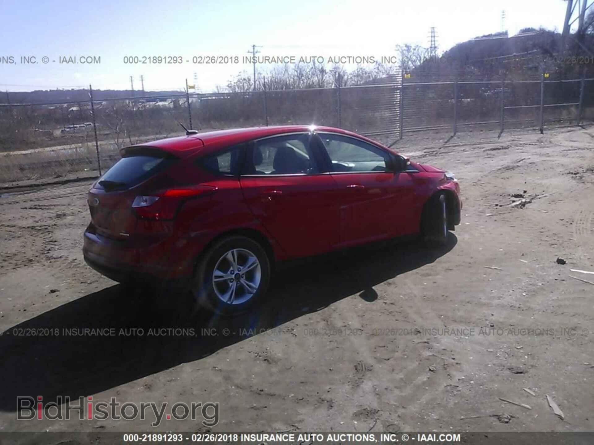 2014 Ford Focus - VIN: 1FADP3K2XEL302825 - Фото 4