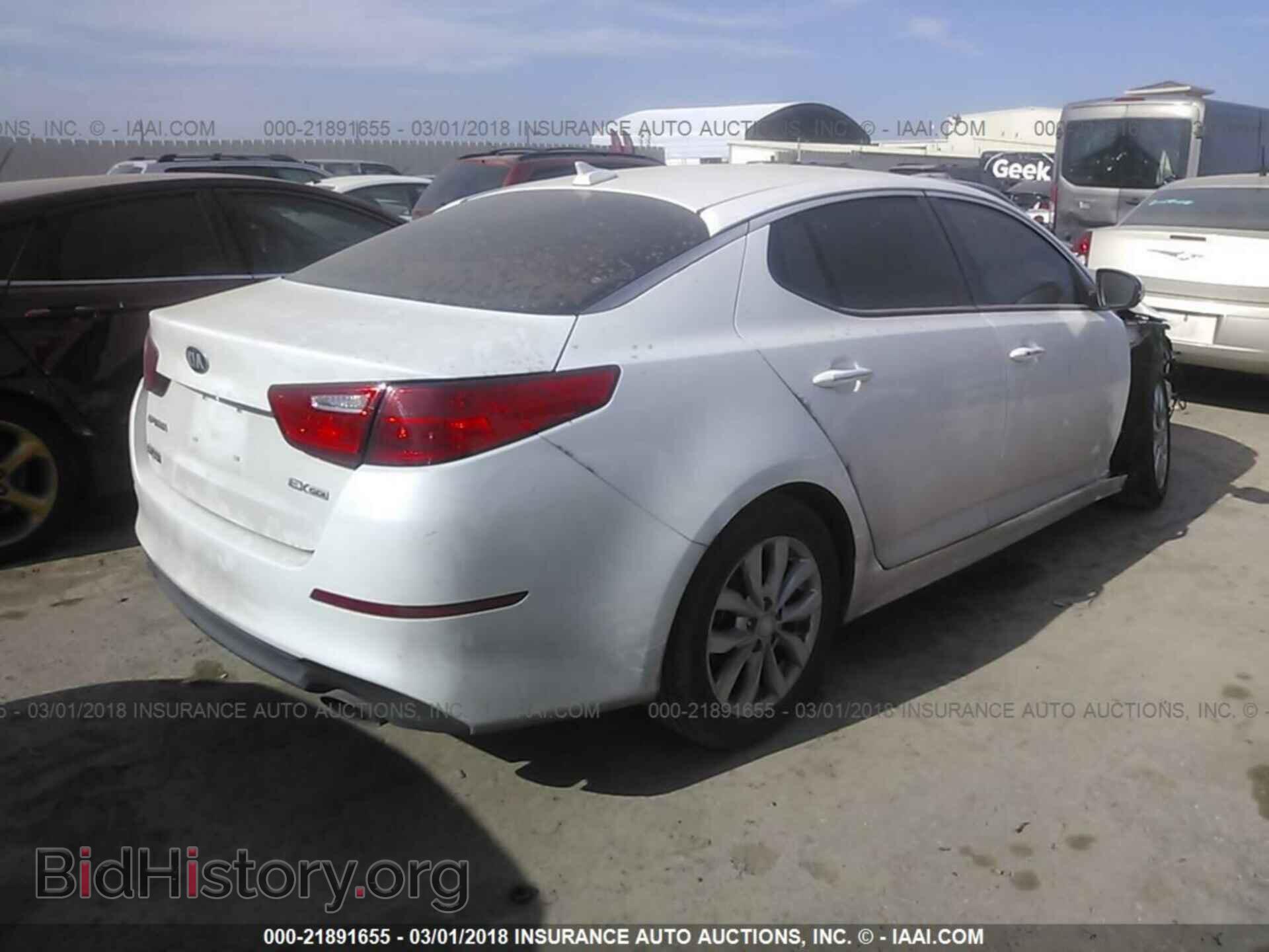 2015 Kia Optima - VIN: 5XXGN4A72FG514622 - Photo 4