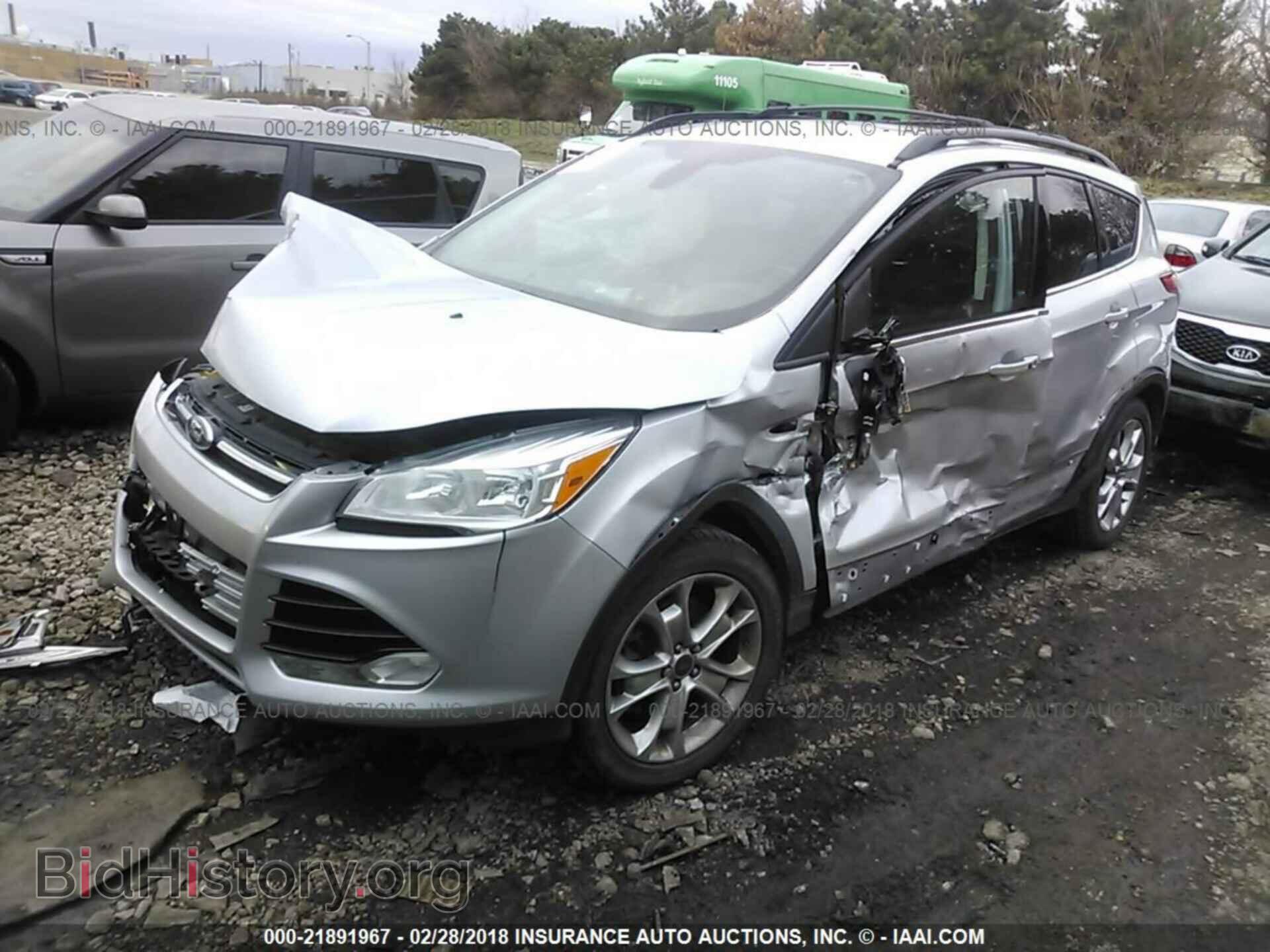 2013 Ford Escape - VIN: 1FMCU0H90DUD00636 - Фото 2