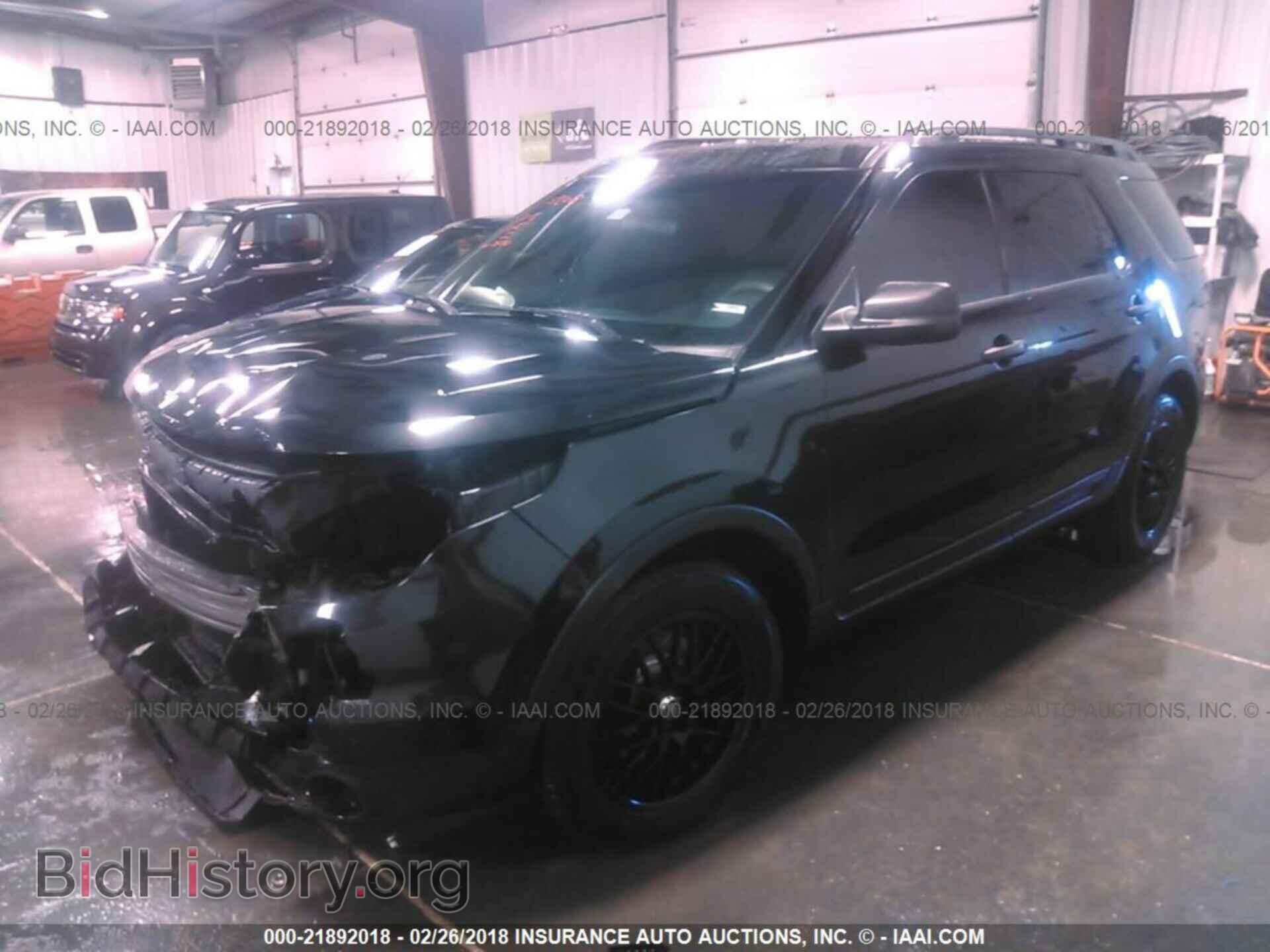 2013 Ford Explorer - VIN: 1FM5K7B83DGA58429 - Photo 2