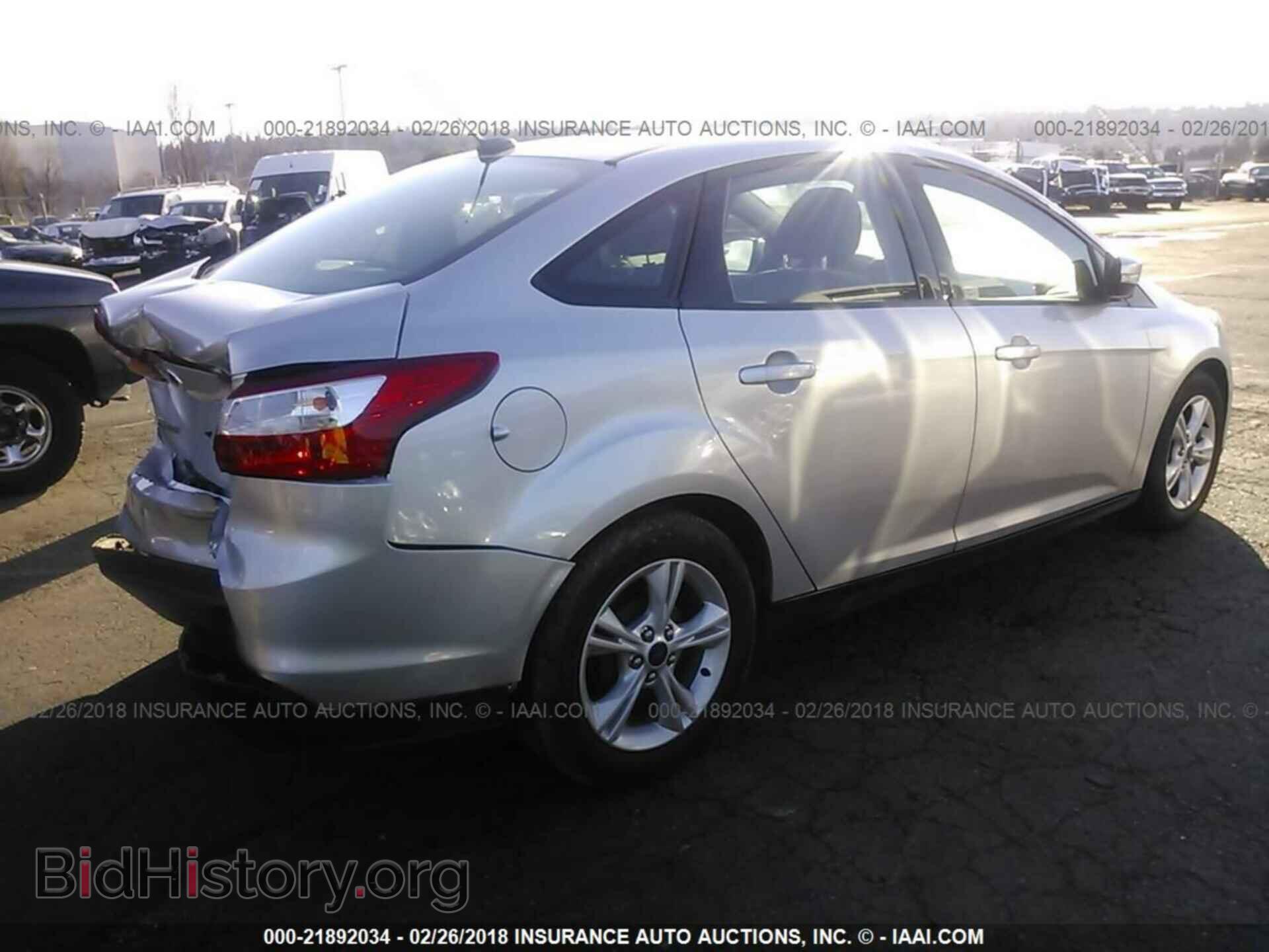 2014 Ford Focus - VIN: 1FADP3F26EL443045 - Photo 4