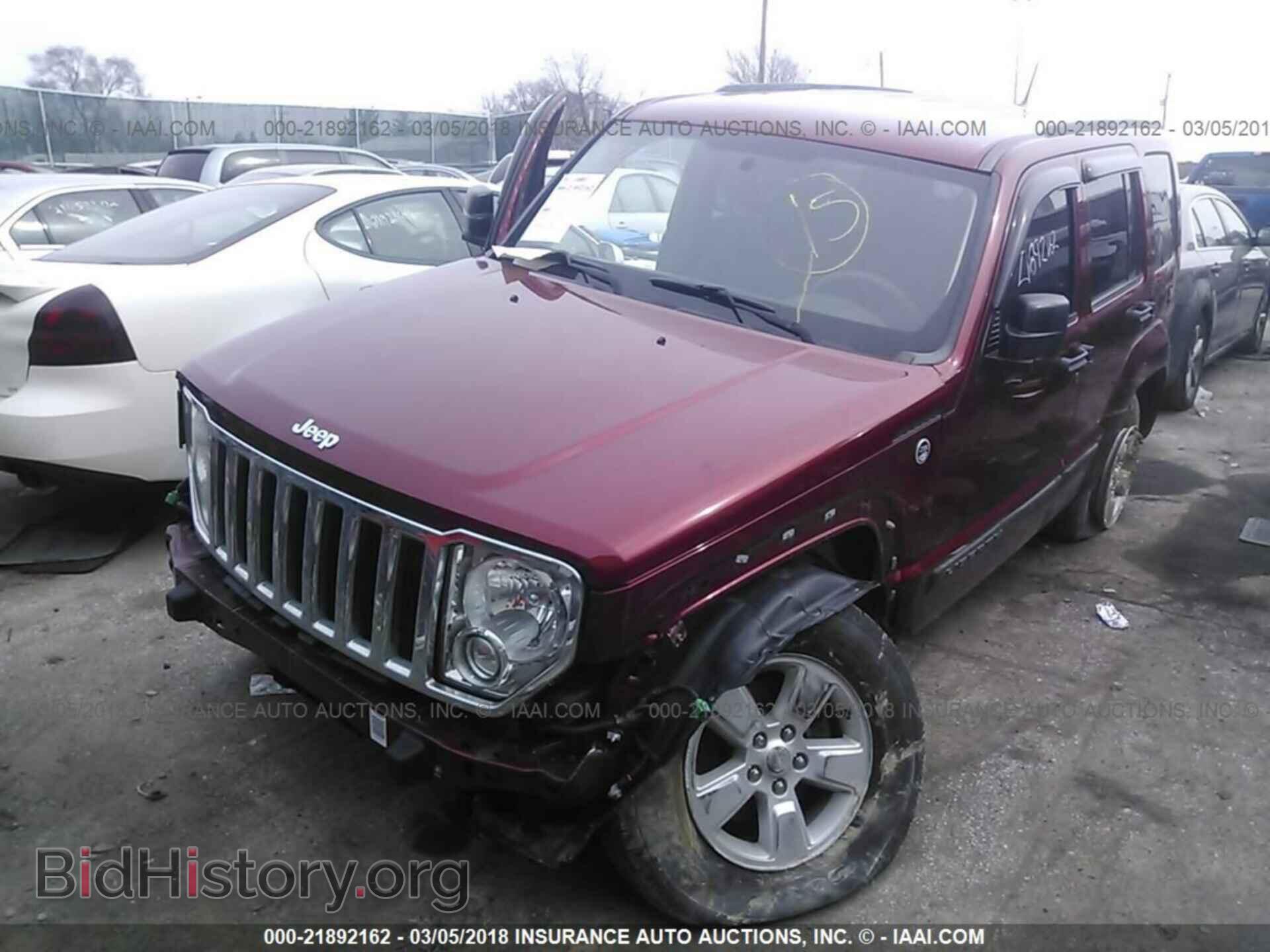 2011 Jeep Liberty - VIN: 1J4PN2GK0BW527582 - Фото 2