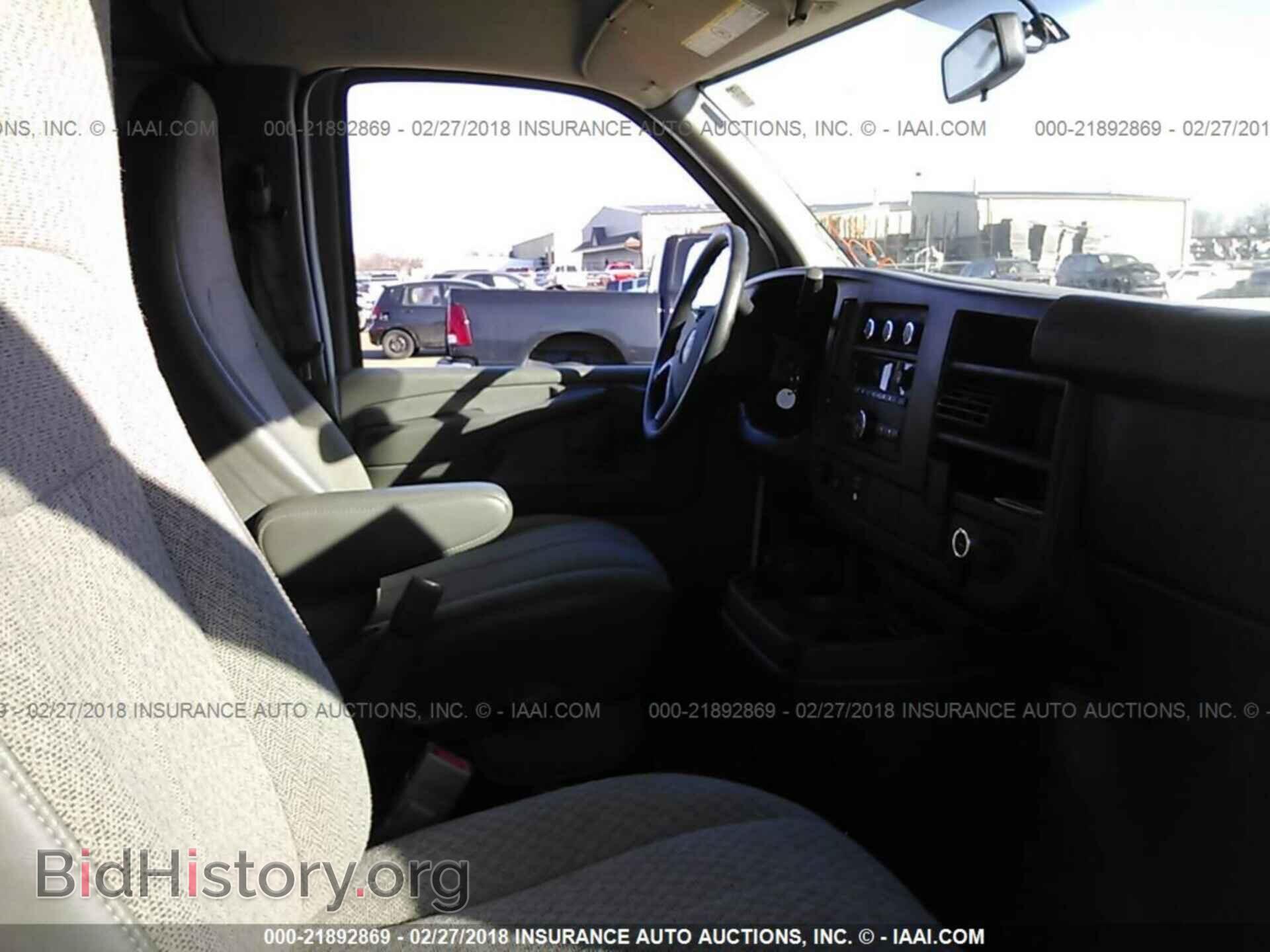 2015 Gmc Savana - VIN: 1GTW7FCF3F1236735 - Фото 5