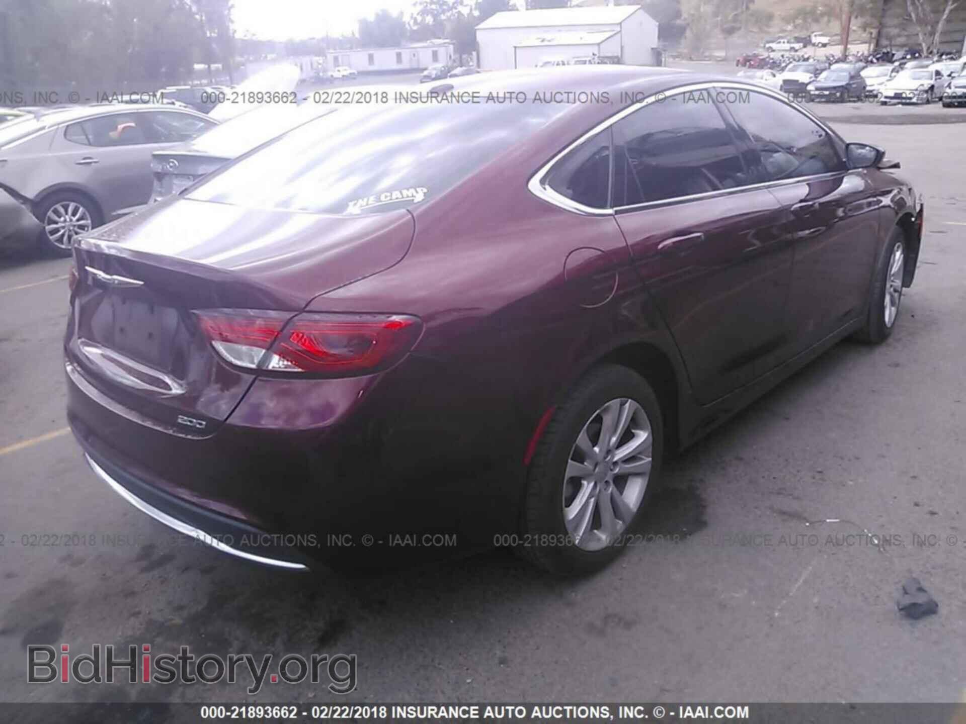 2015 Chrysler 200 - VIN: 1C3CCCAB8FN637126 - Photo 4