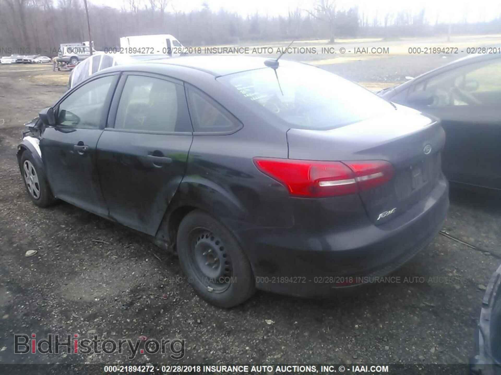 2015 Ford Focus - VIN: 1FADP3E29FL339250 - Photo 3