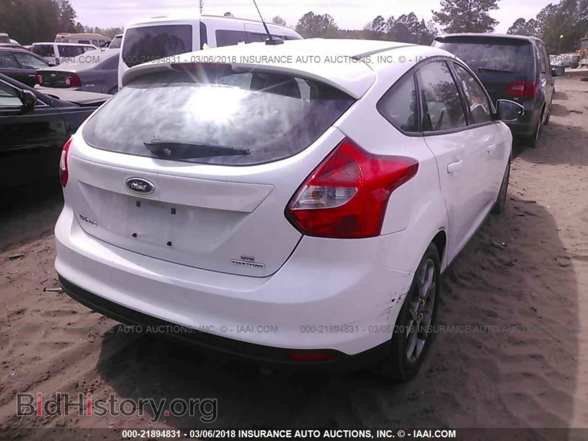 2014 Ford Focus - VIN: 1FADP3K22EL353560 - Фото 4