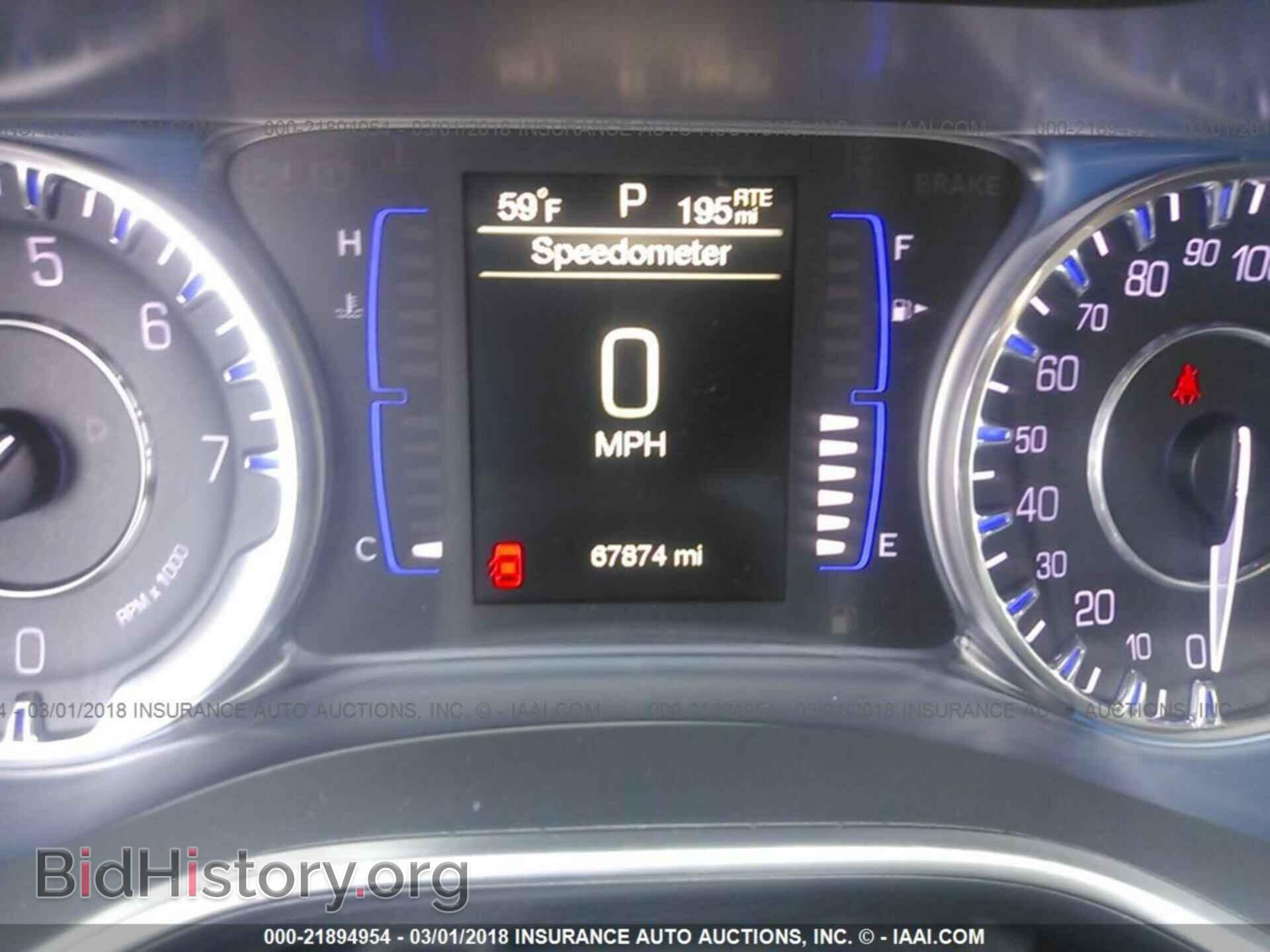 2016 Chrysler 200 - VIN: 1C3CCCAB5GN177652 - Photo 7