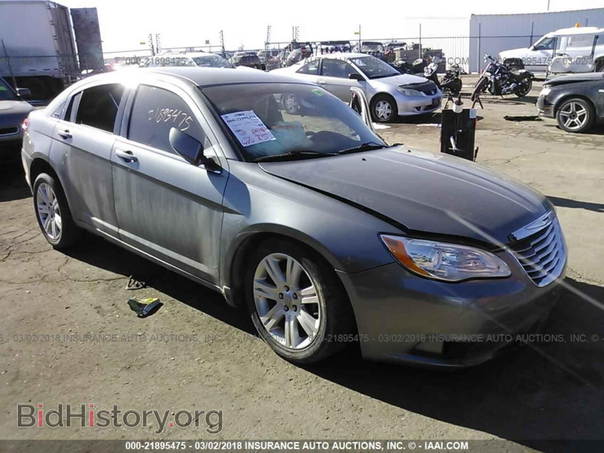 Photo 1C3CCBBB9DN567724 - Chrysler 200 2013