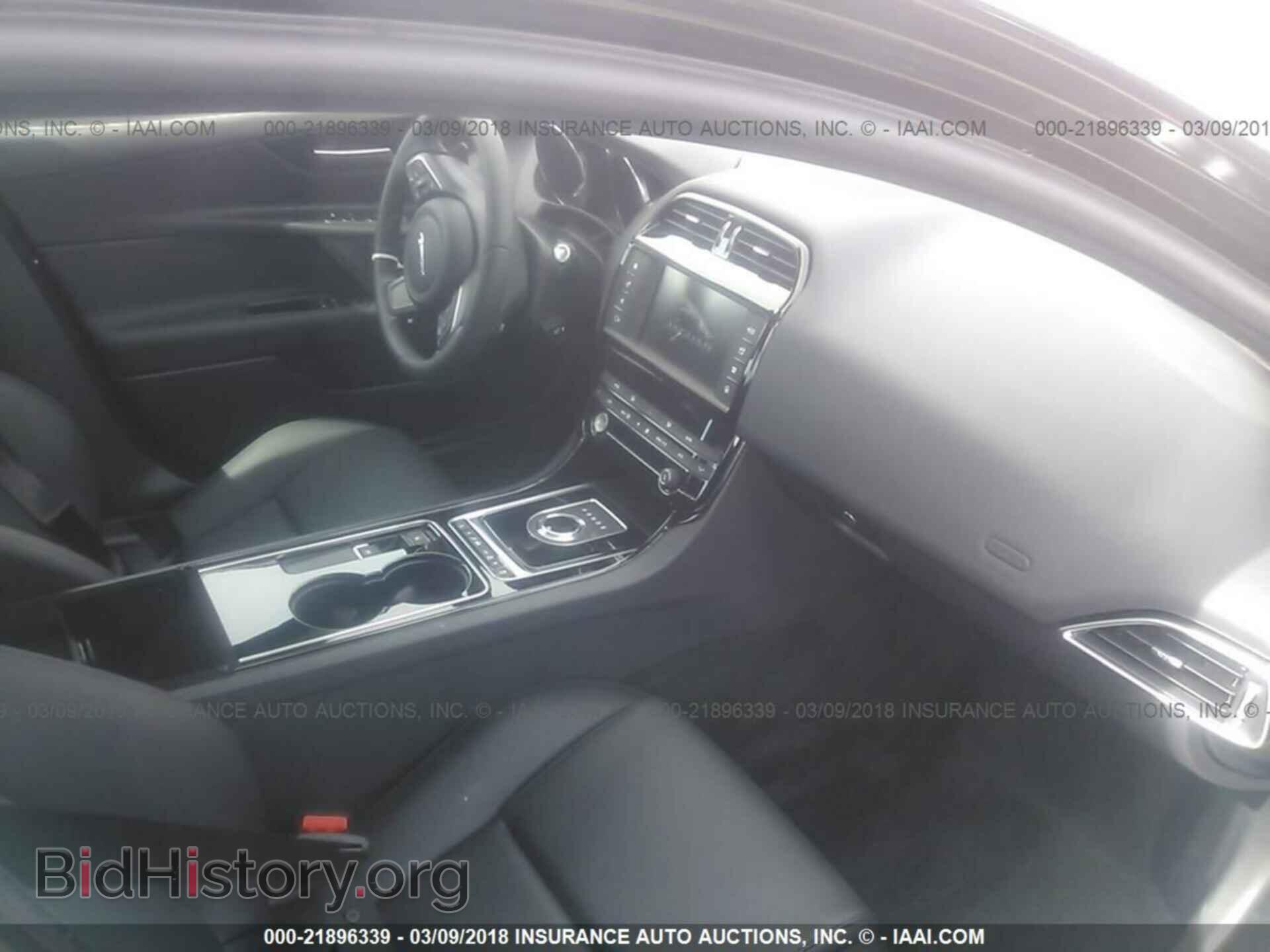 2017 Jaguar Xe - VIN: SAJAD4BVXHA973967 - Фото 5