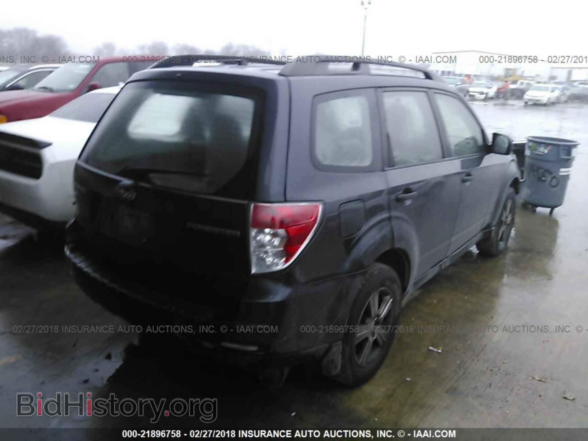 2011 Subaru Forester - VIN: JF2SHBBC8BH739949 - Photo 4