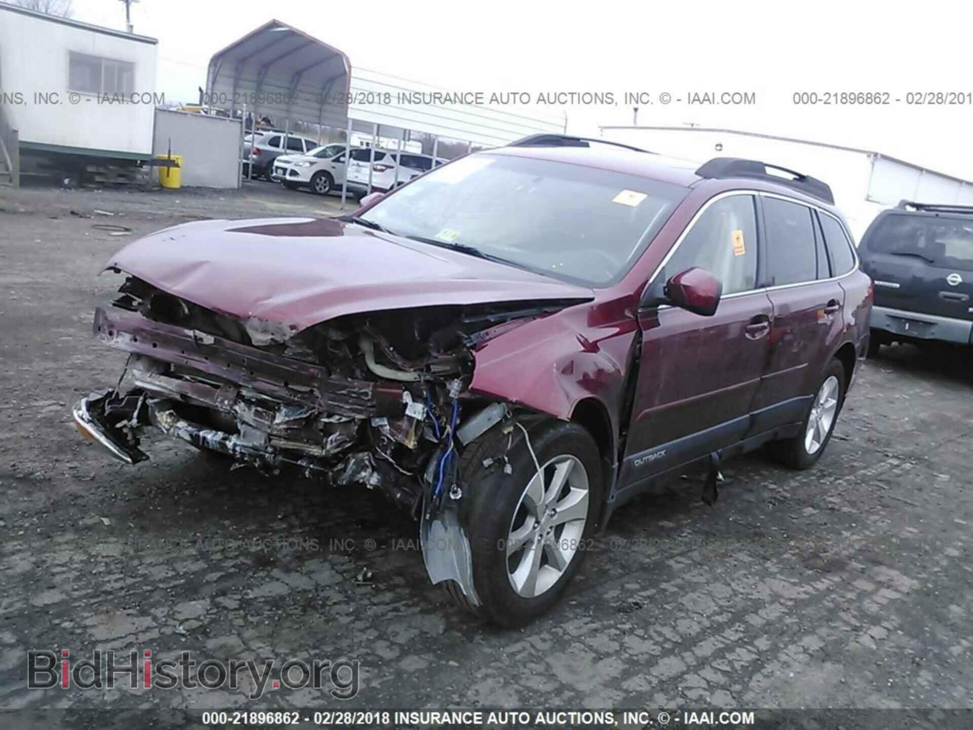 2014 Subaru Outback - VIN: 4S4BRCLC7E3309312 - Фото 2
