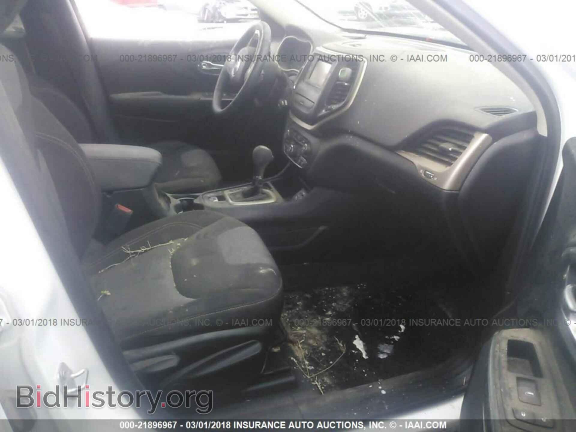 2017 Jeep Cherokee - VIN: 1C4PJLAB0HW527543 - Фото 5