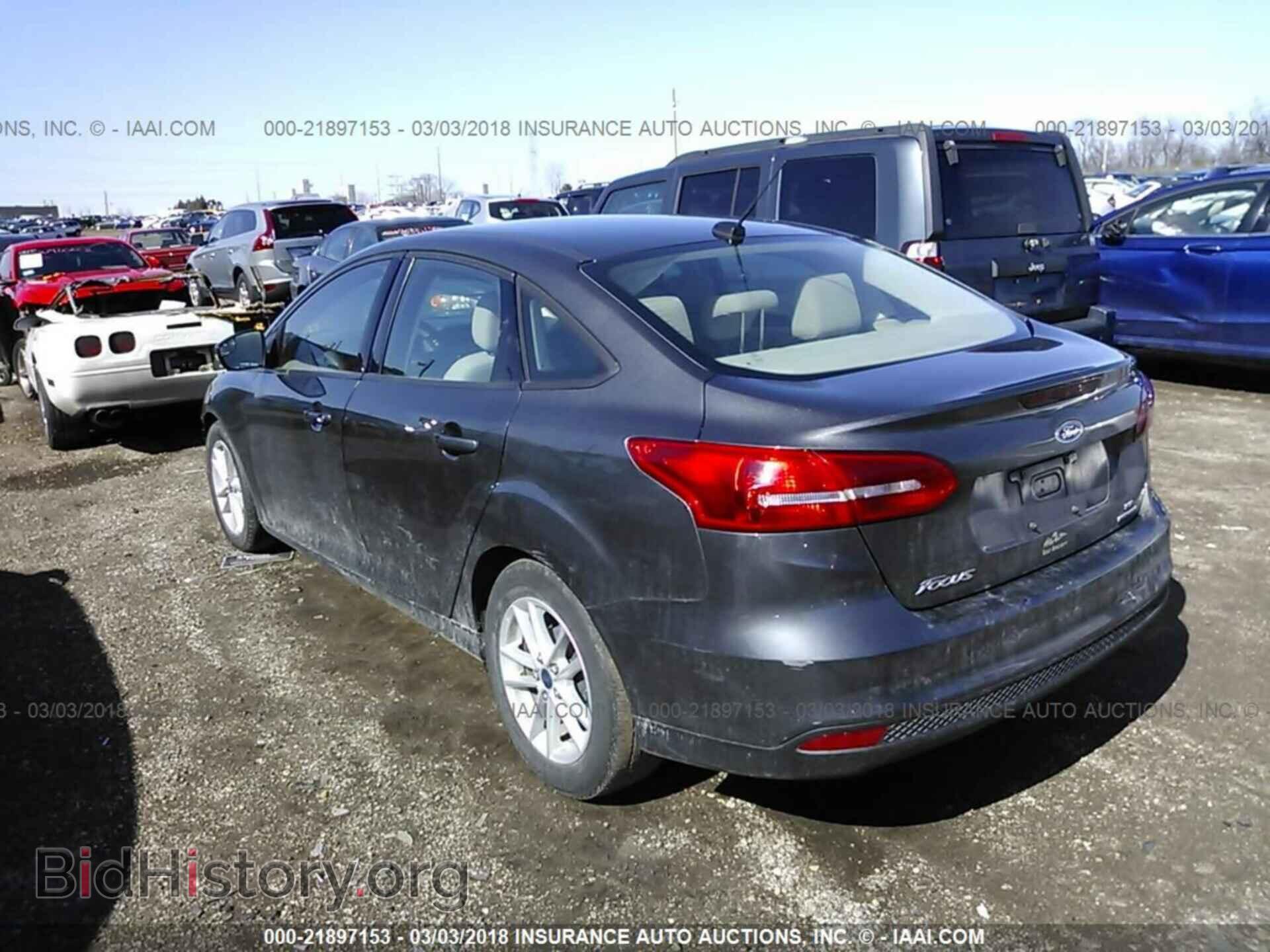 2015 Ford Focus - VIN: 1FADP3F23FL263622 - Фото 3