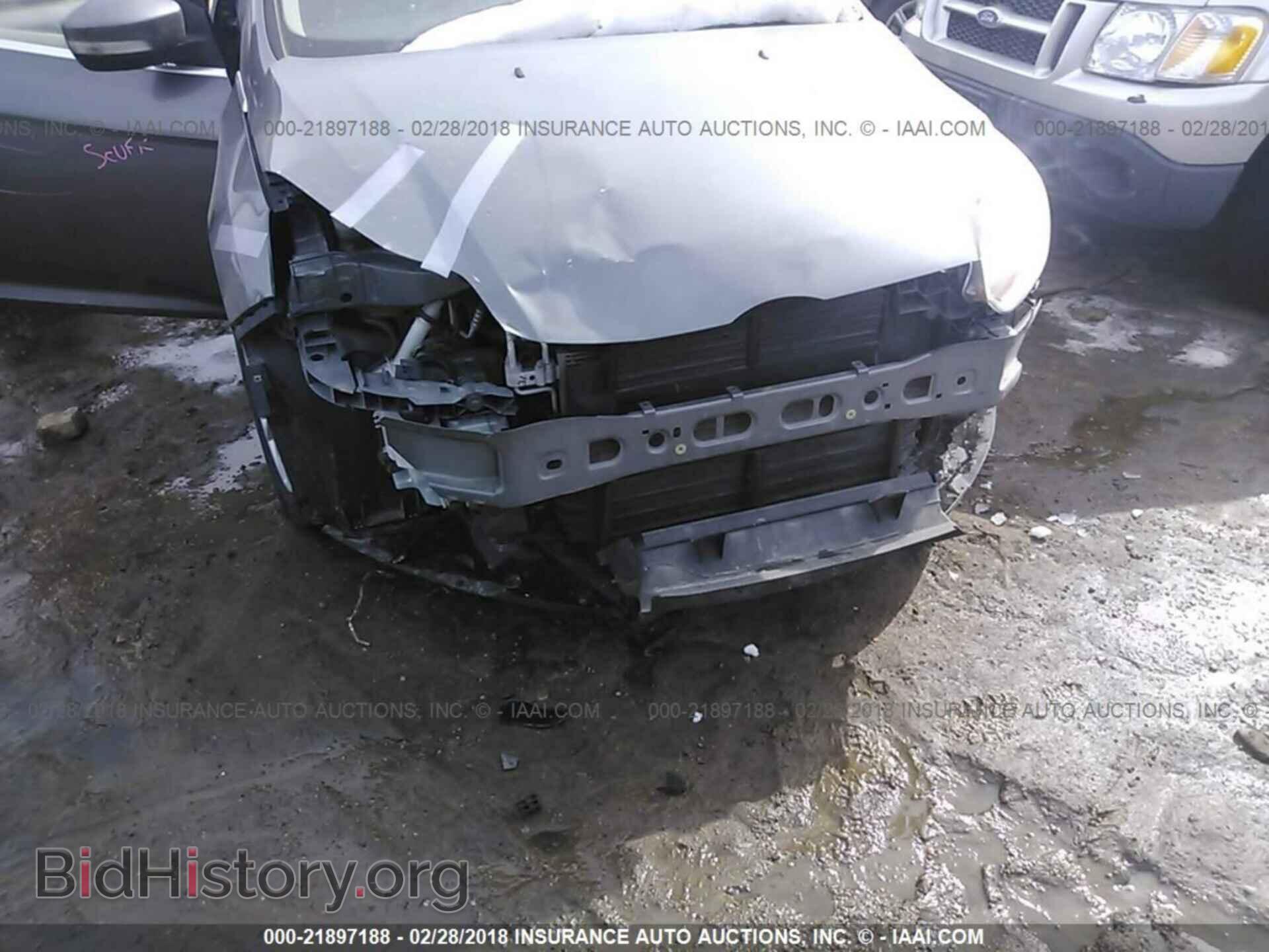 2012 Ford Focus - VIN: 1FAHP3M23CL107189 - Photo 6