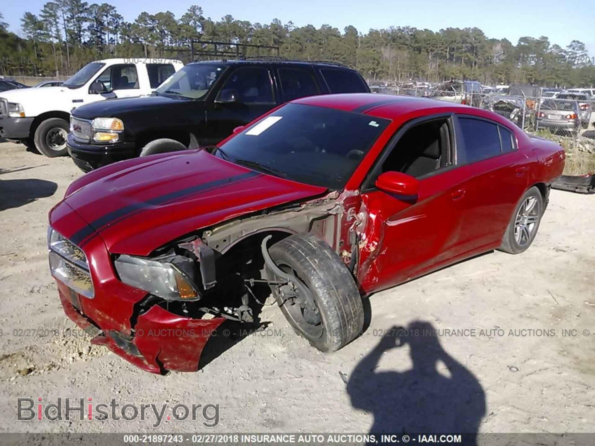 2012 Dodge Charger - VIN: 2C3CDXHG0CH299747 - Фото 2