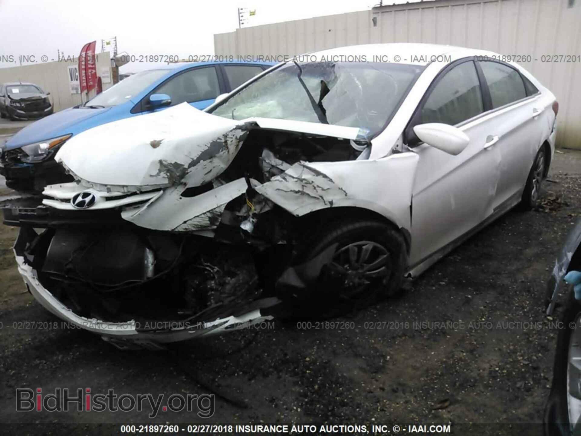2012 Hyundai Sonata - VIN: 5NPEB4AC7CH308855 - Фото 2