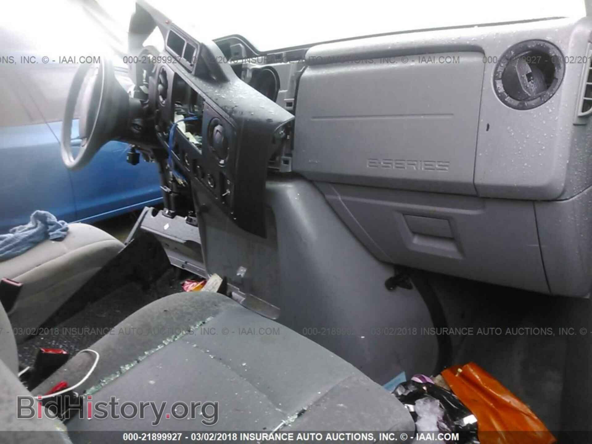 2011 Ford Econoline - VIN: 1FBSS3BL4BDB17429 - Фото 5
