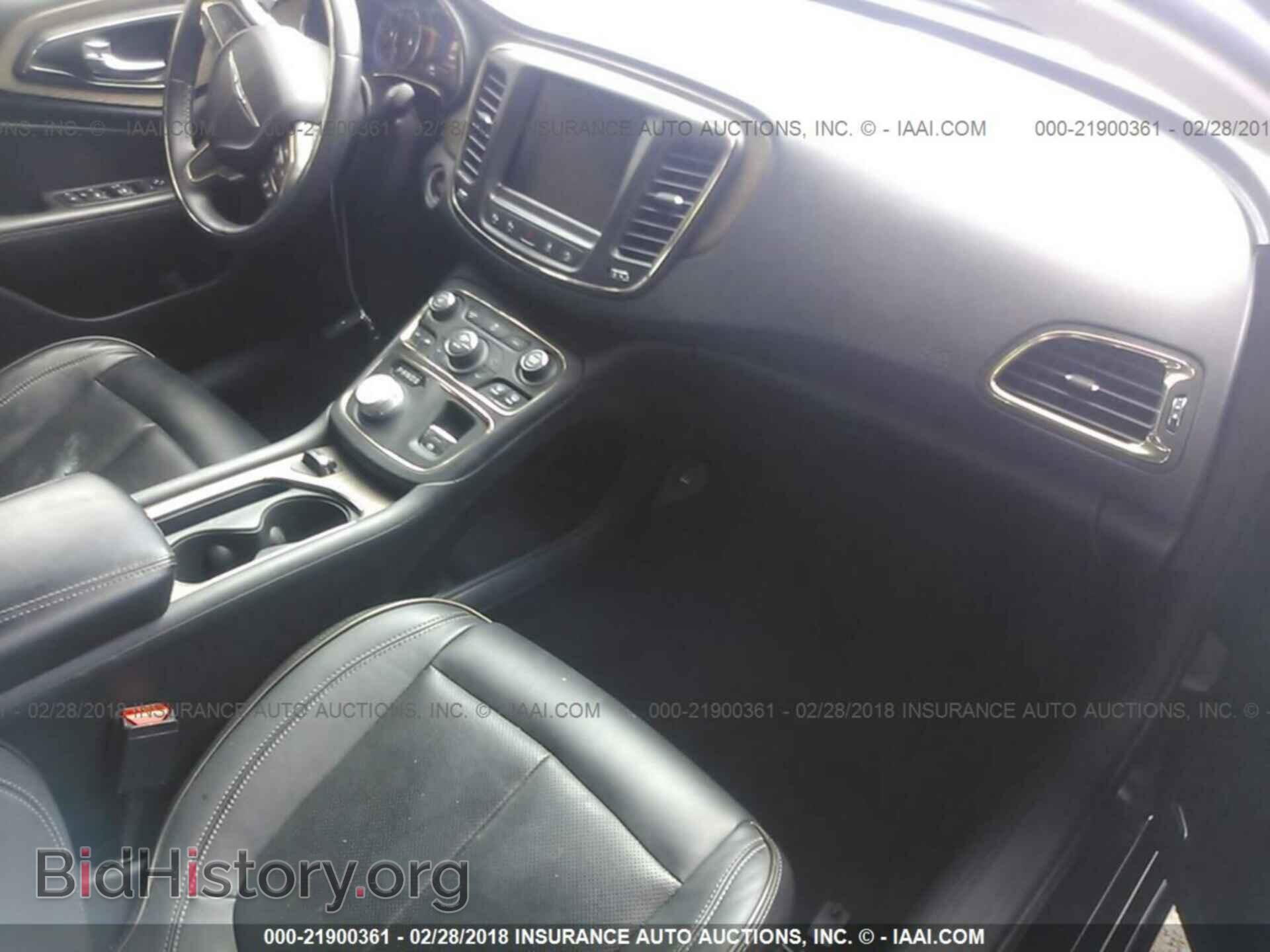 2015 Chrysler 200 - VIN: 1C3CCCCG9FN661492 - Photo 5