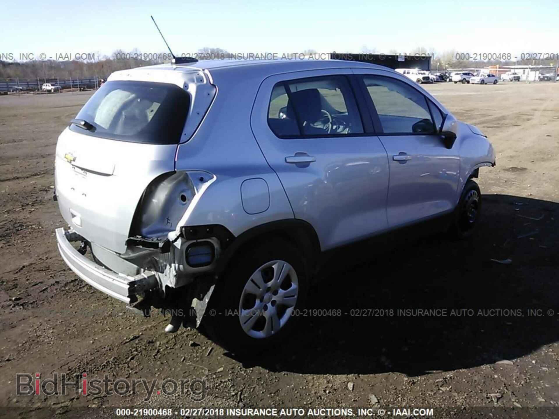 2017 Chevrolet Trax - VIN: 3GNCJKSB3HL195456 - Фото 4