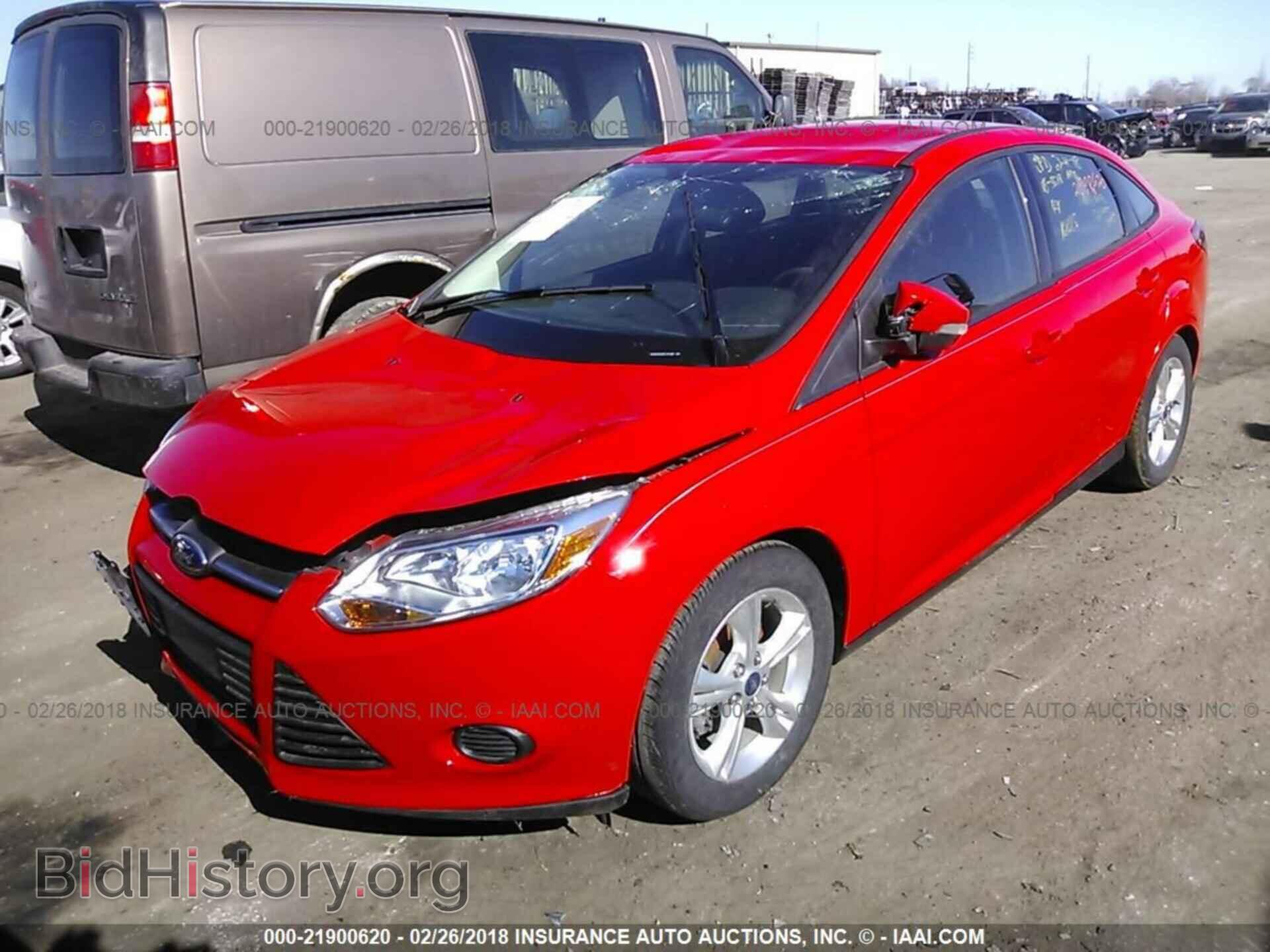 2014 Ford Focus - VIN: 1FADP3F22EL161095 - Photo 2