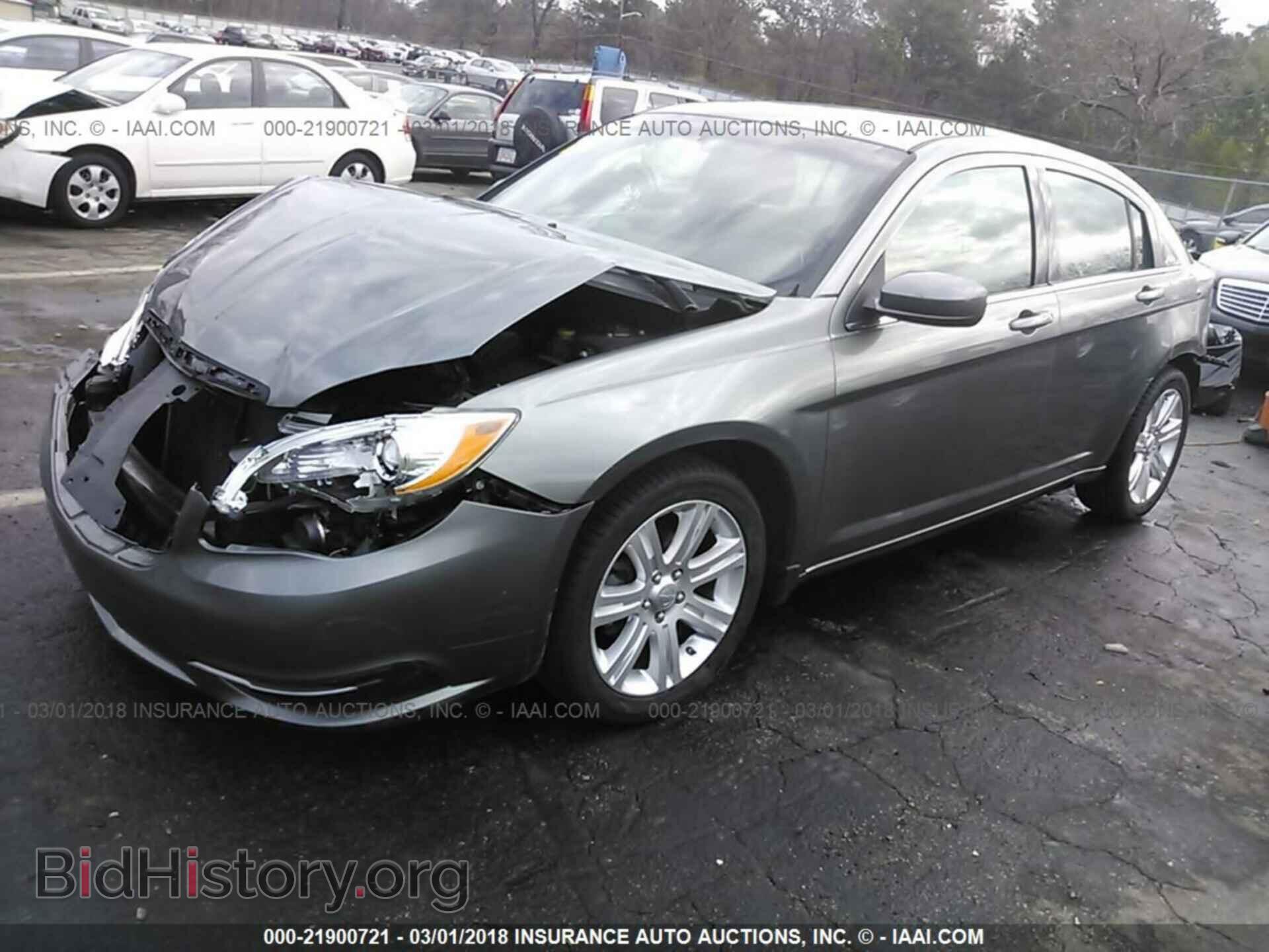 2012 Chrysler 200 - VIN: 1C3CCBBB9CN172764 - Фото 2