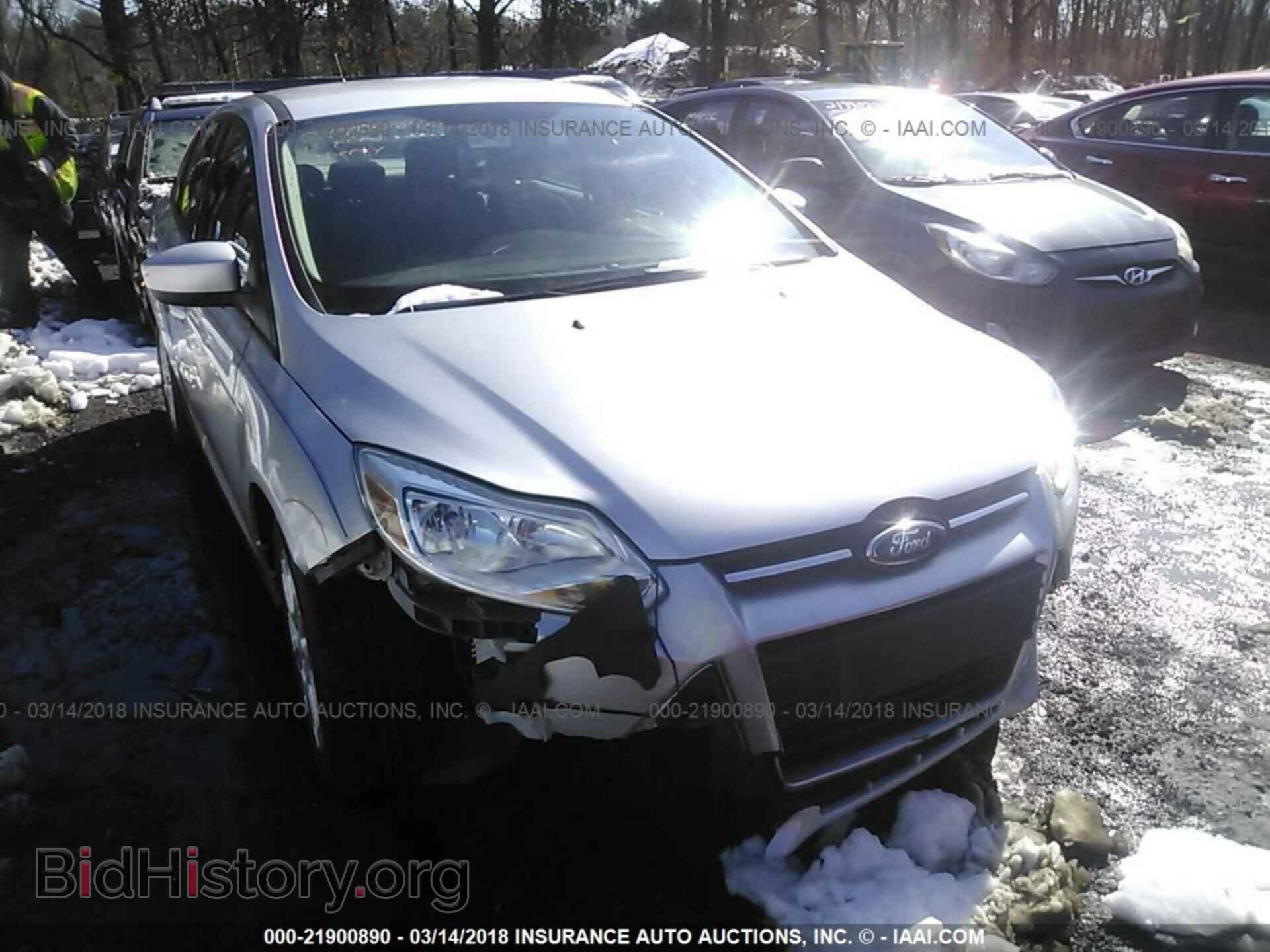 2012 Ford Focus - VIN: 1FAHP3F21CL287057 - Photo 6