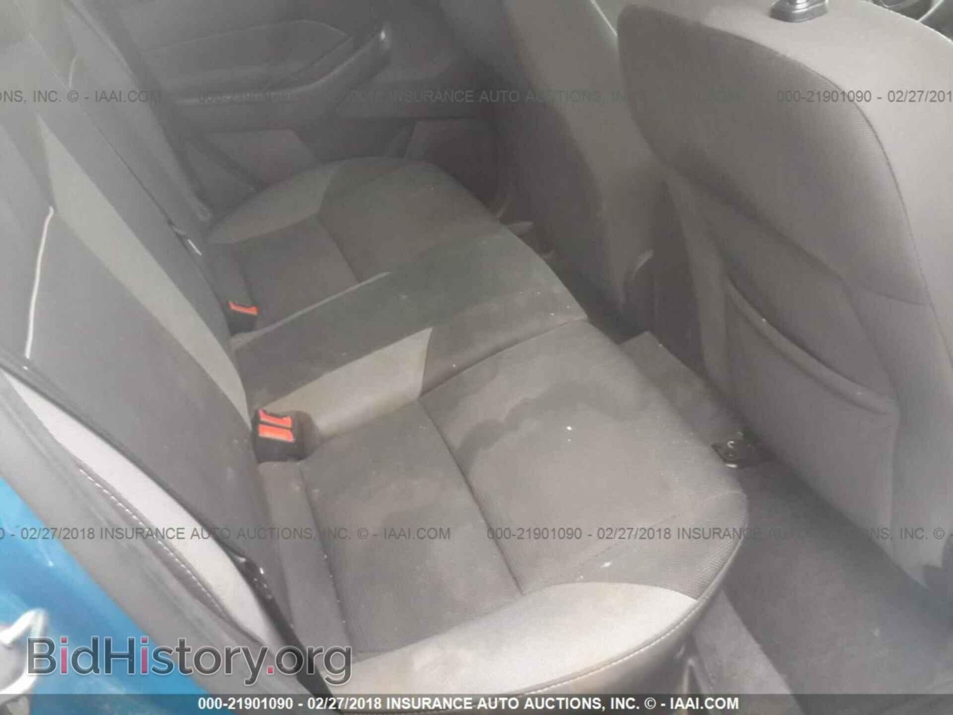2012 Ford Focus - VIN: 1FAHP3K23CL262408 - Photo 8