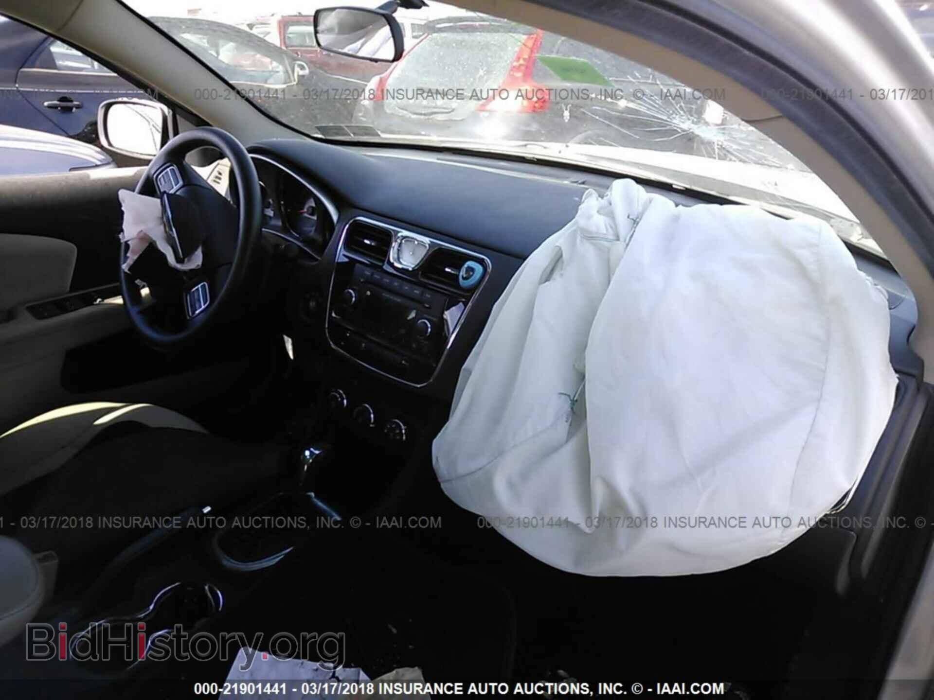 2012 Chrysler 200 - VIN: 1C3CCBAB4CN138703 - Фото 5