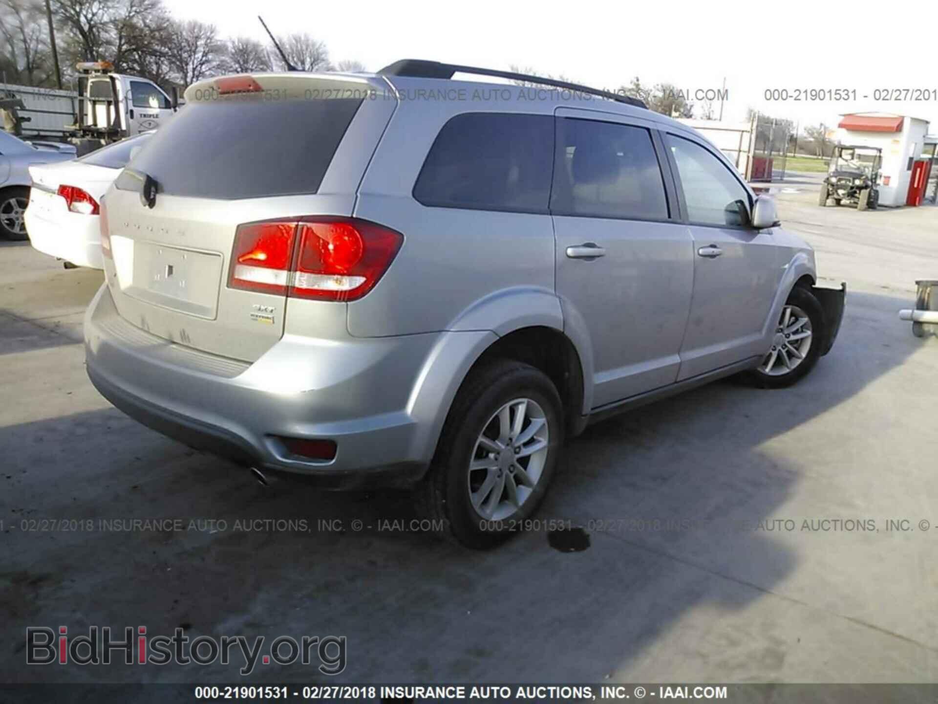 2015 Dodge Journey - VIN: 3C4PDCBG7FT616658 - Photo 4
