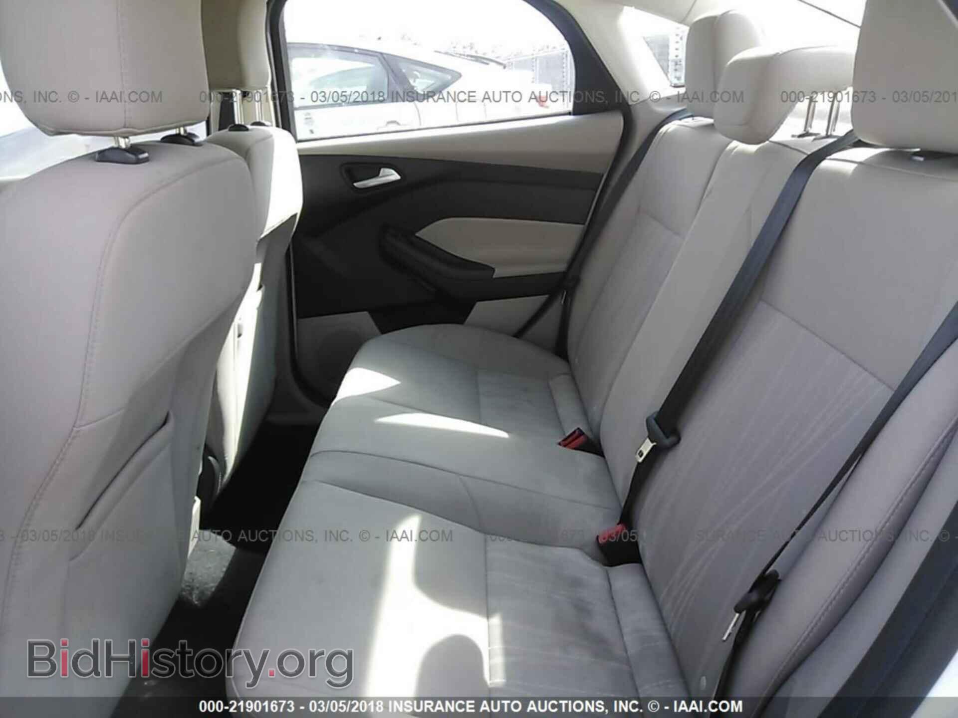 2016 Ford Focus - VIN: 1FADP3F26GL222550 - Photo 8