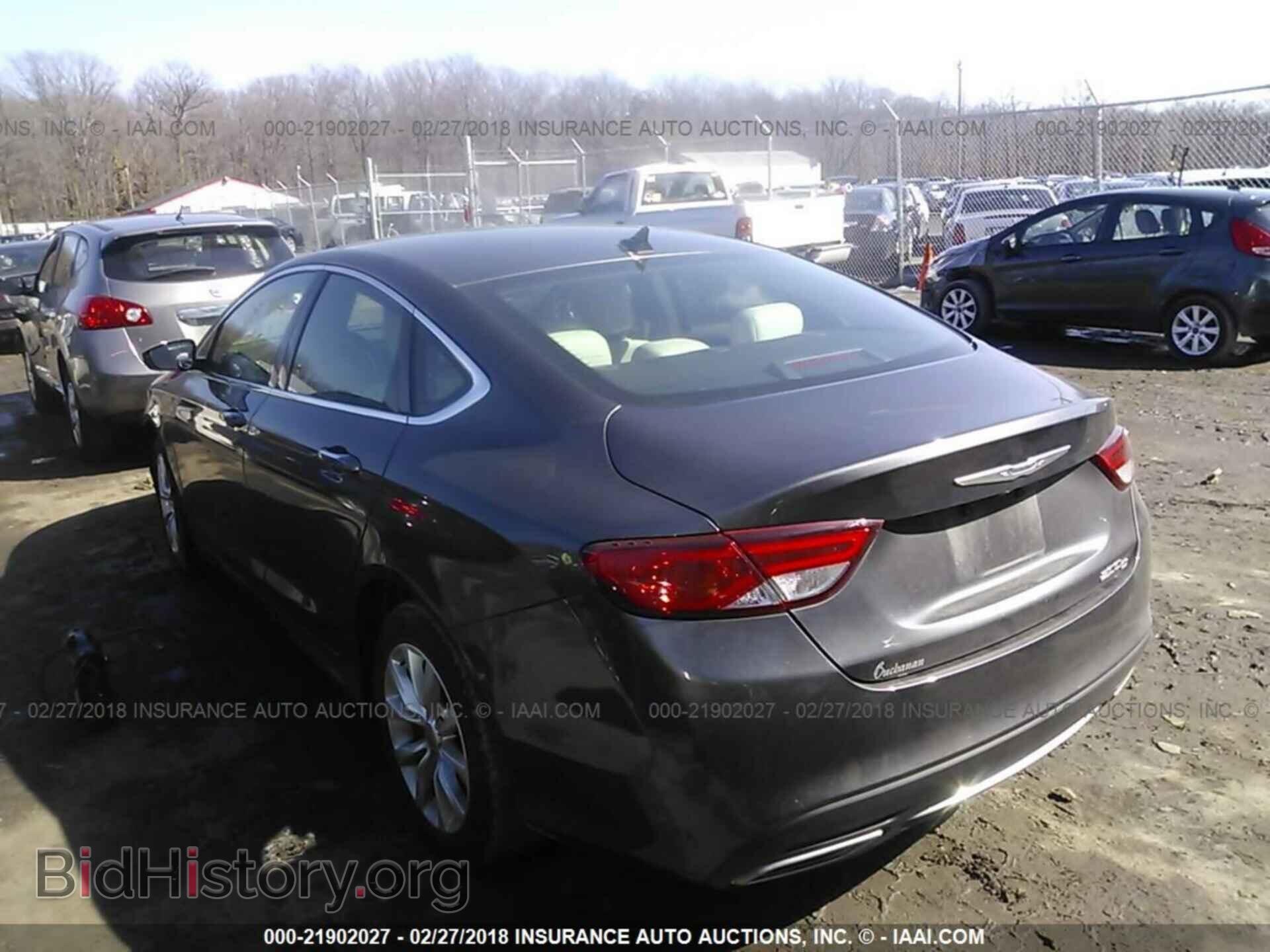 2015 Chrysler 200 - VIN: 1C3CCCCG5FN519656 - Фото 3