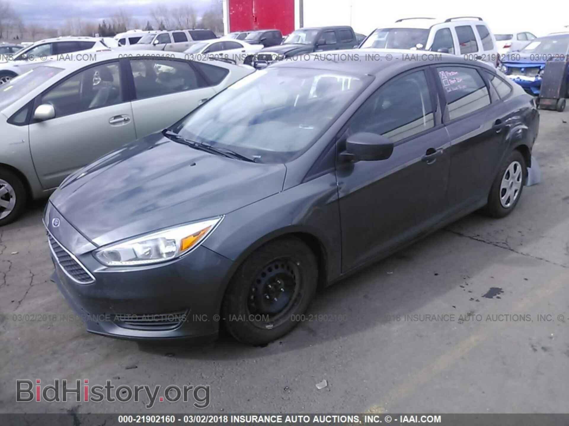 2016 Ford Focus - VIN: 1FADP3E29GL363713 - Фото 2