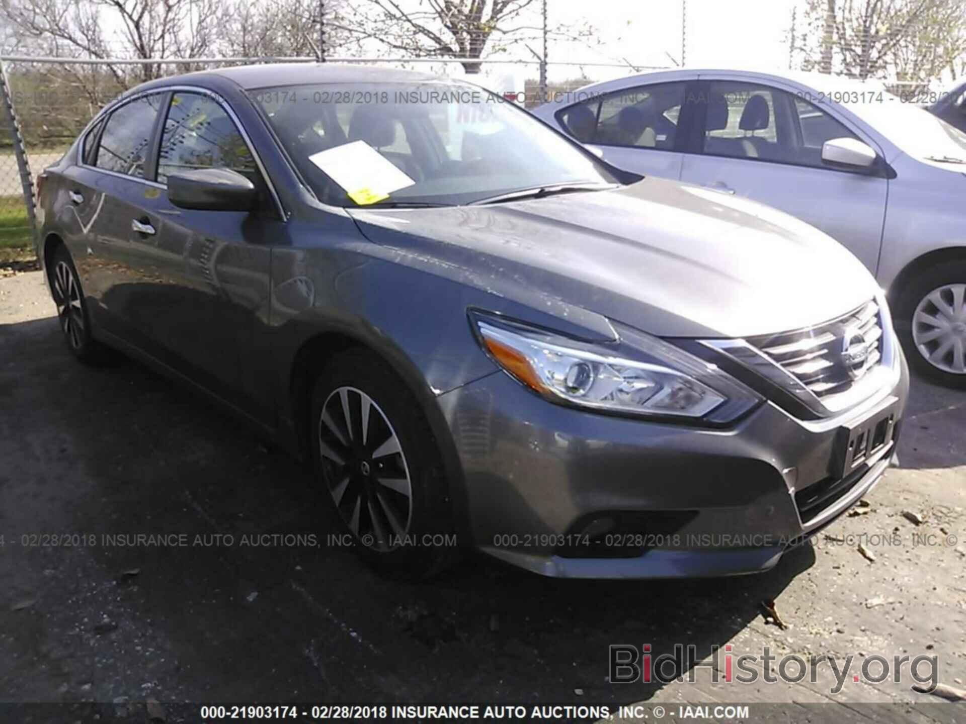 Photo 1N4AL3AP5JC145825 - Nissan Altima 2018