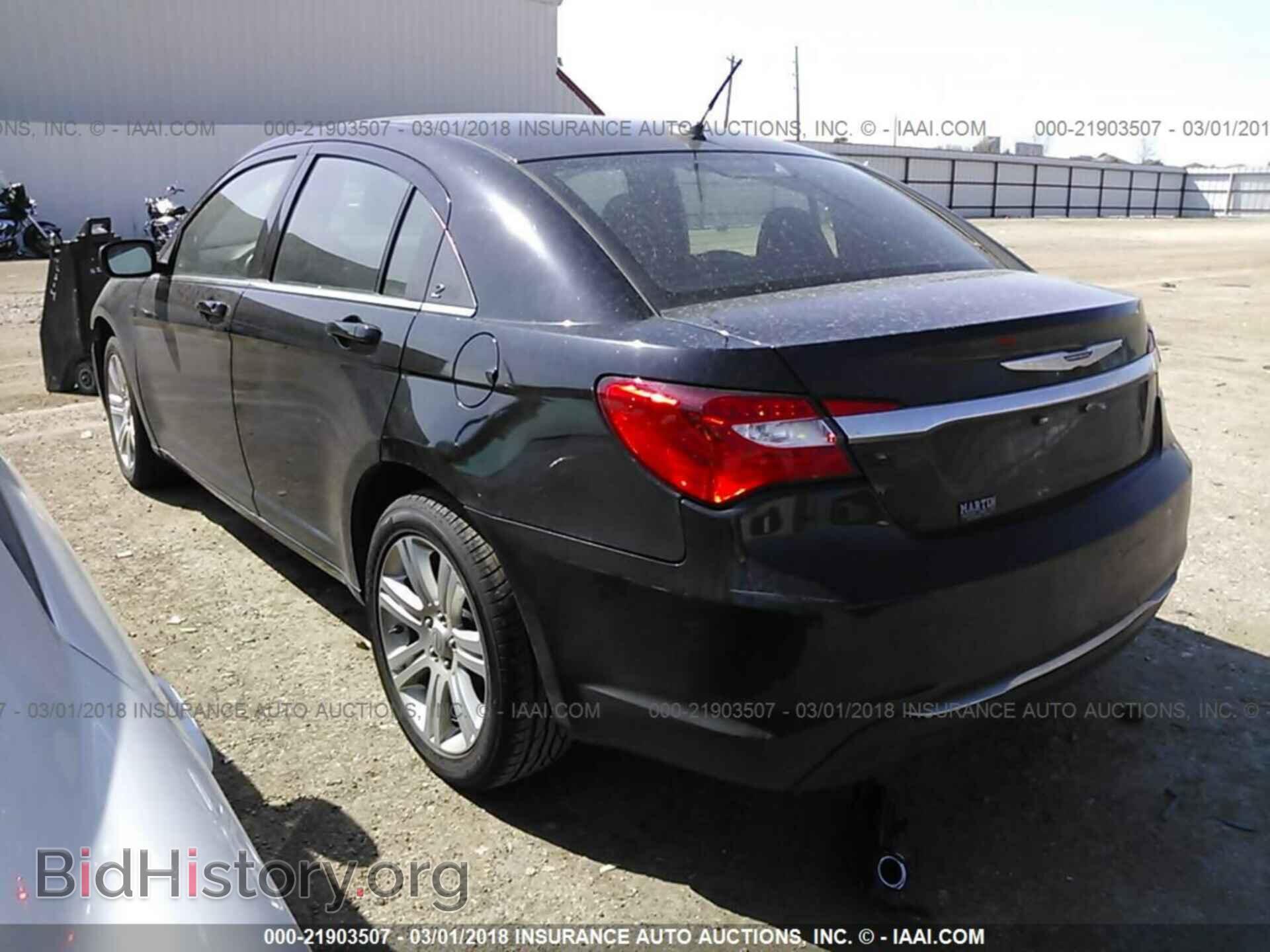 2013 Chrysler 200 - VIN: 1C3CCBBB1DN546768 - Фото 3
