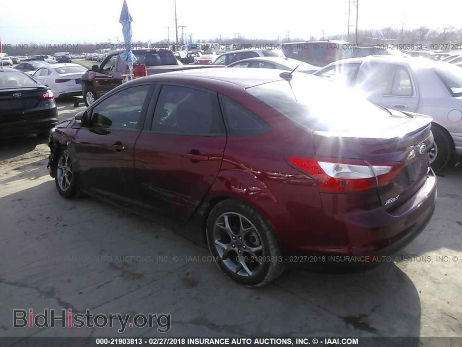 2014 Ford Focus - VIN: 1FADP3F23EL168816 - Photo 3