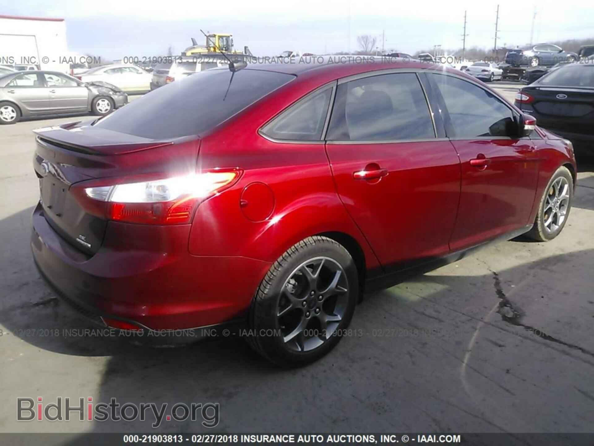 2014 Ford Focus - VIN: 1FADP3F23EL168816 - Photo 4